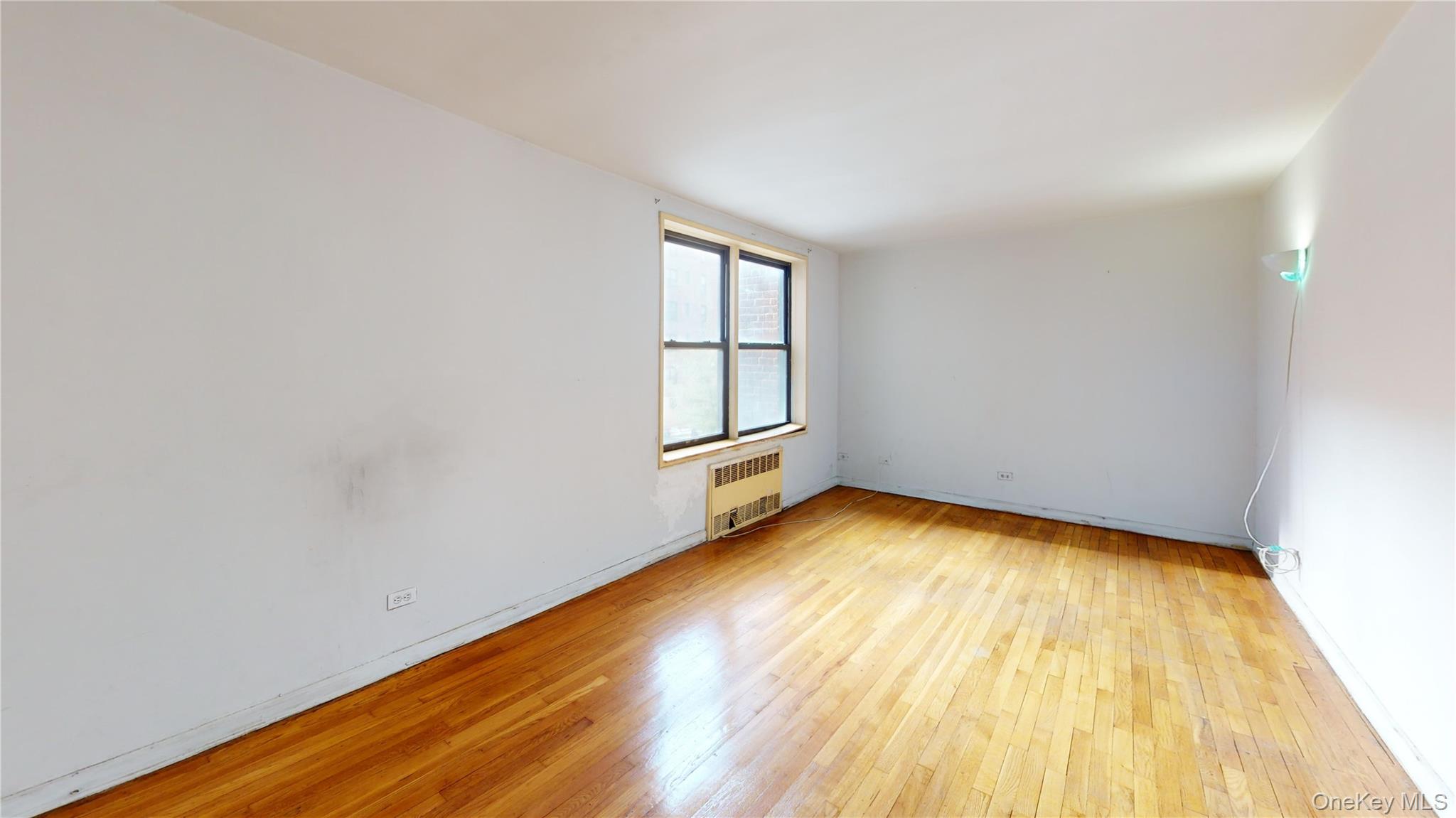 33-26 92nd Street 2t Property Photo 6