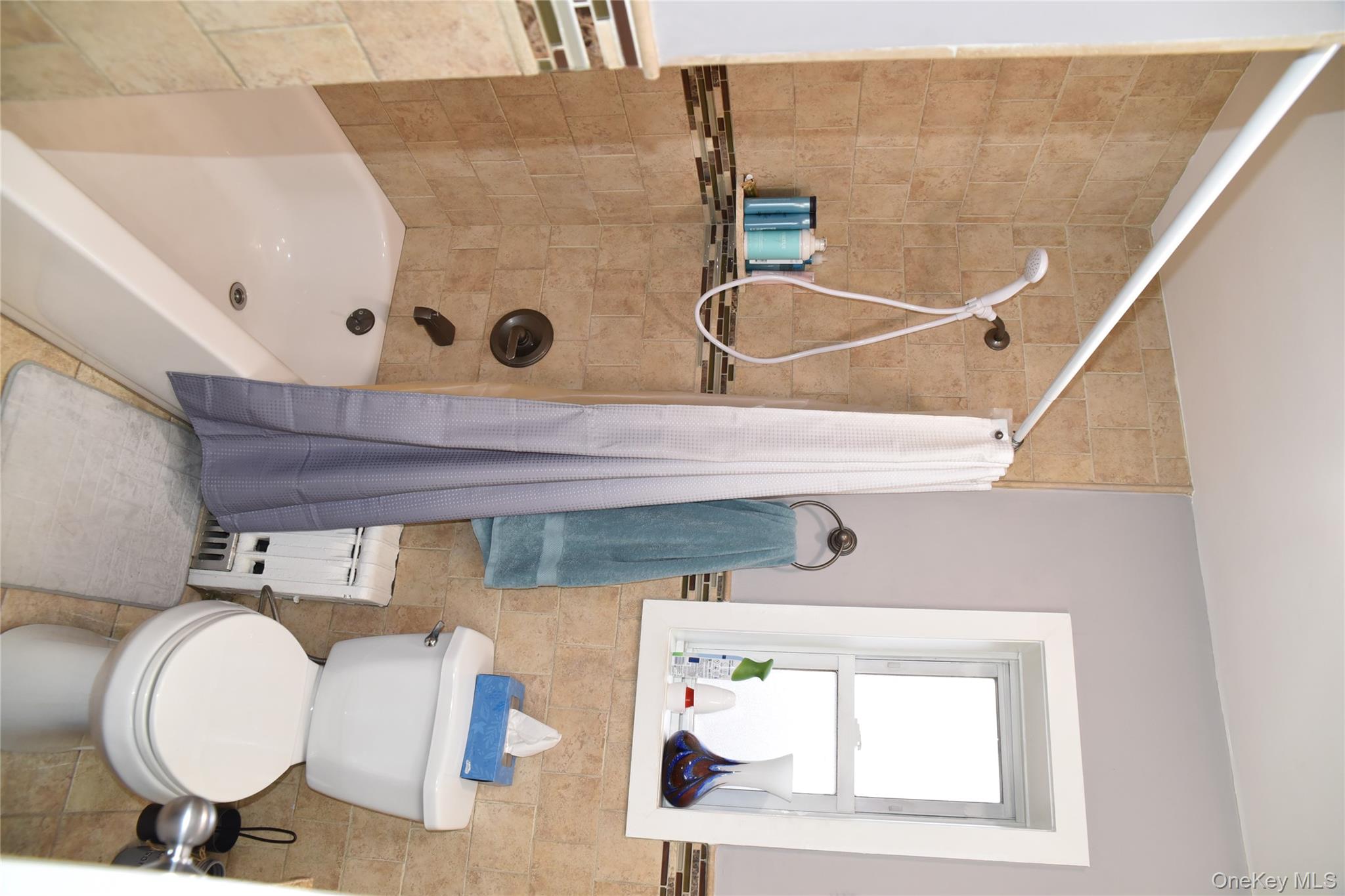 806 Waring Avenue Property Photo 14