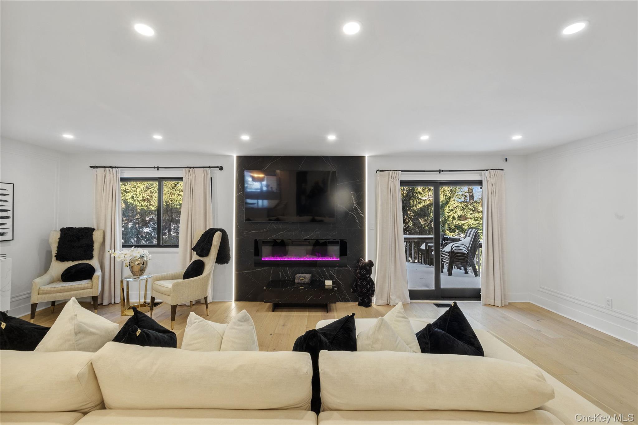 24 Chestnut Lane Property Photo 2