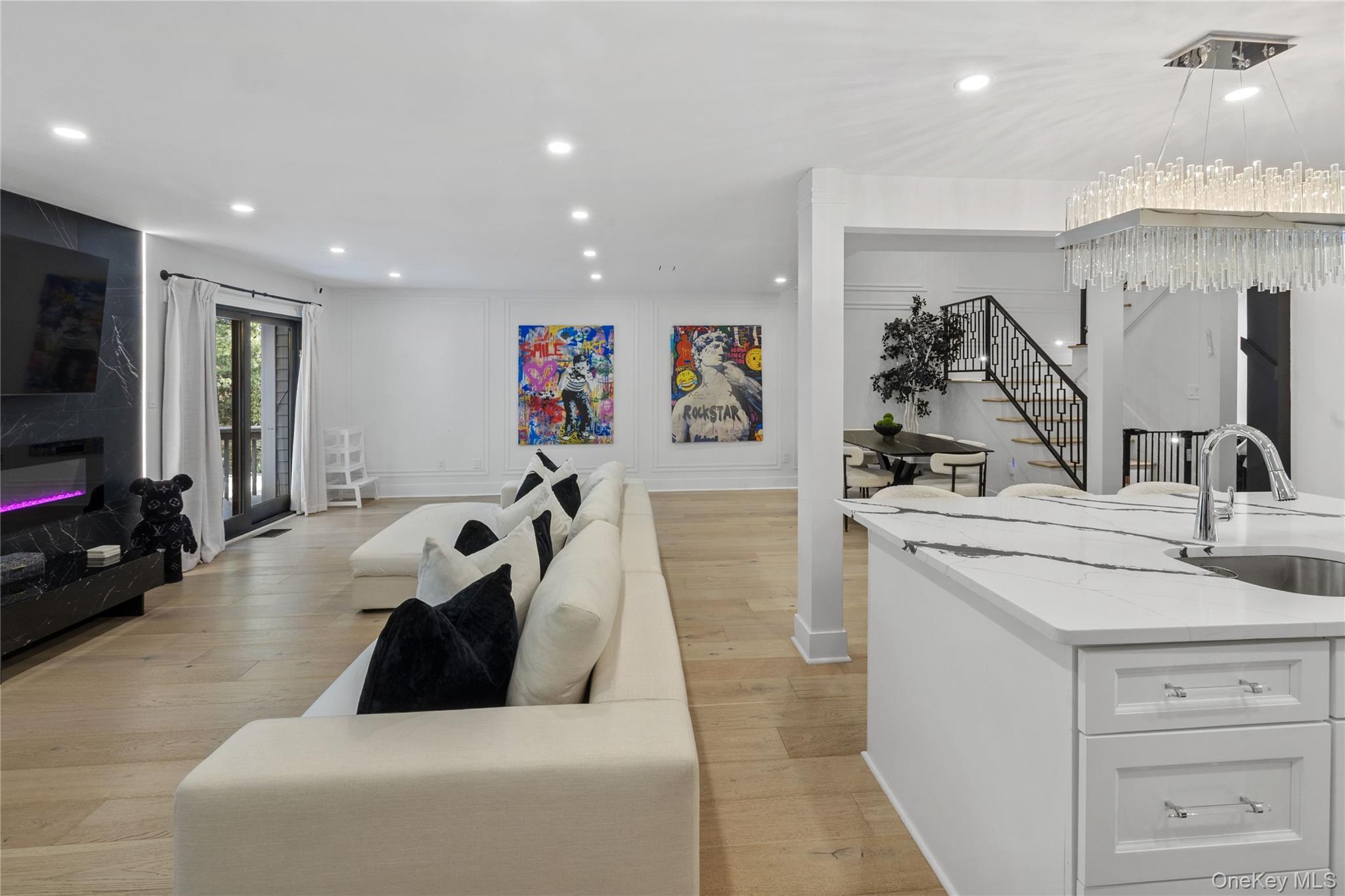 24 Chestnut Lane Property Photo 4