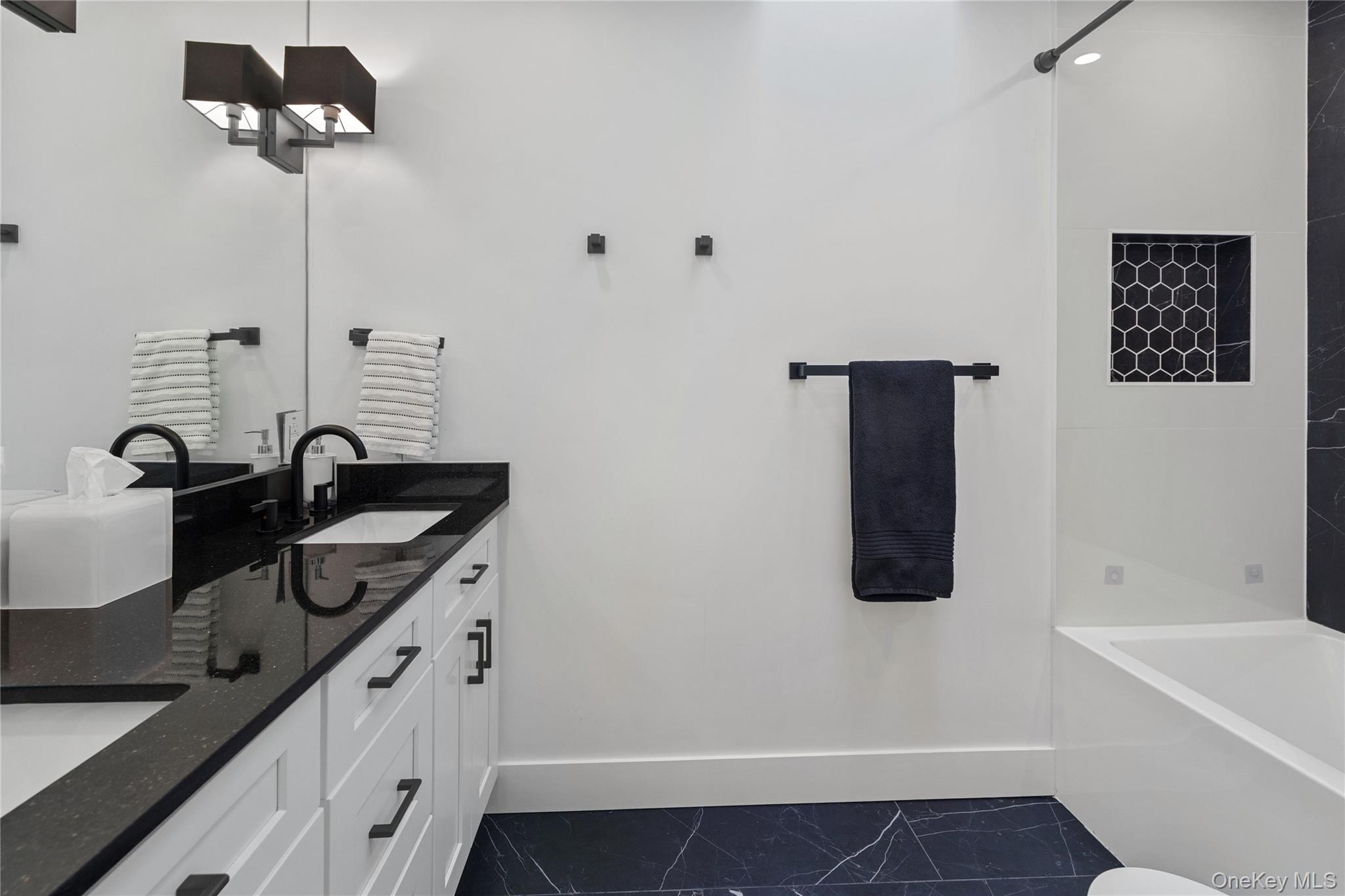 24 Chestnut Lane Property Photo 10