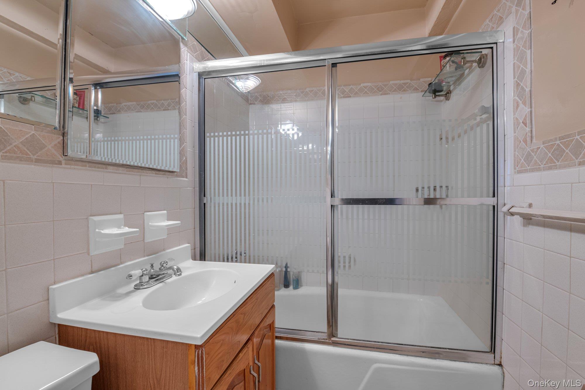 107- 40 Queens Boulevard Ph1 Property Photo 19