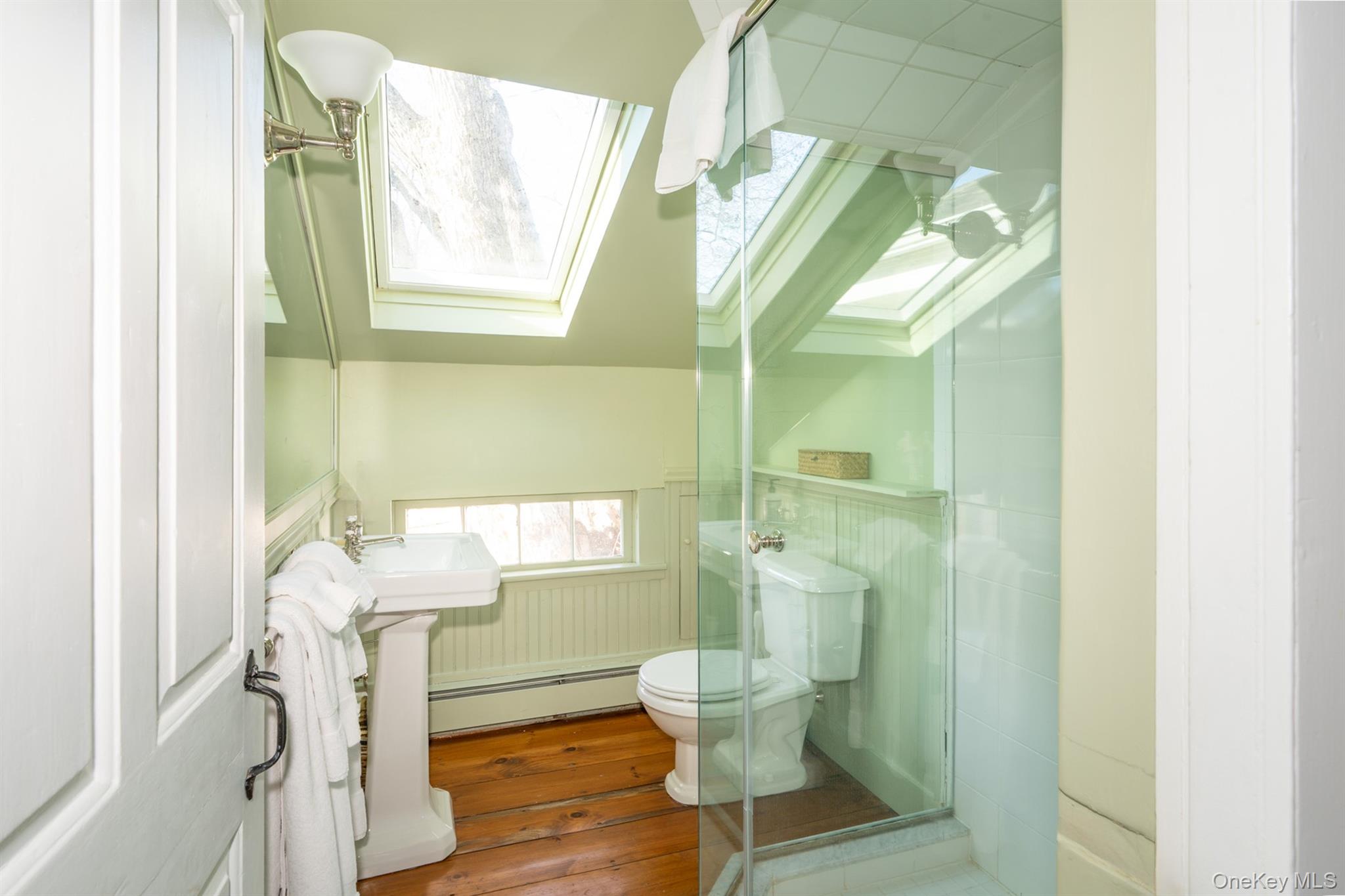 1515-1517 Route 83 Property Photo 17