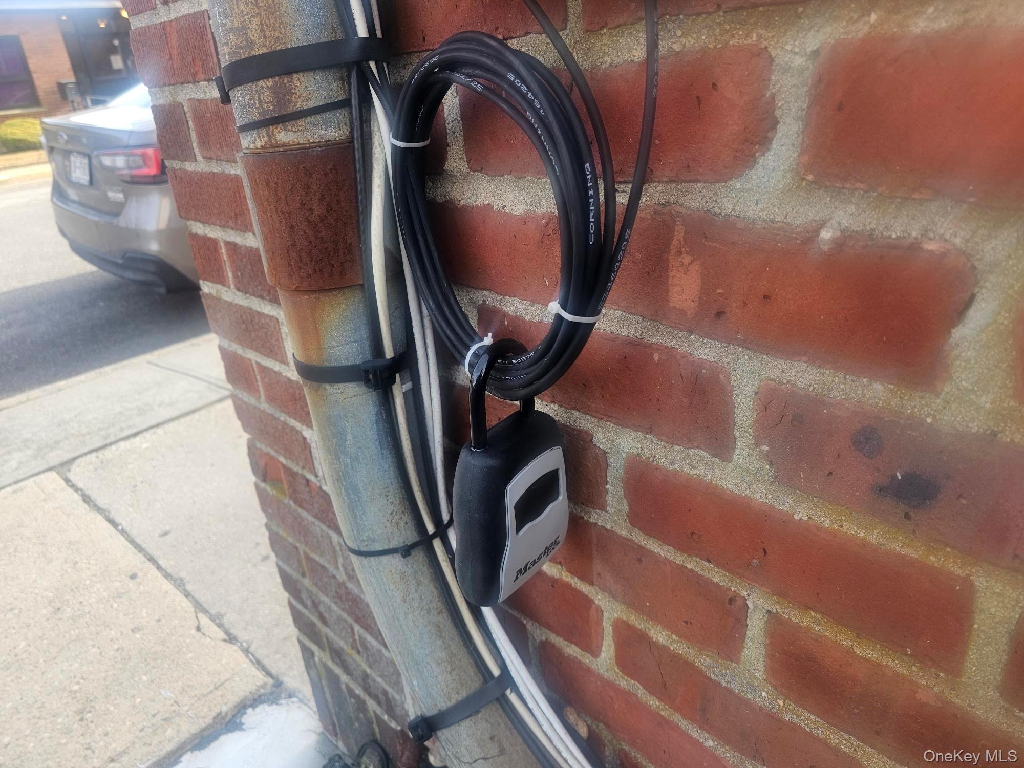 2 Somerset Avenue Apt #3 Property Photo 4