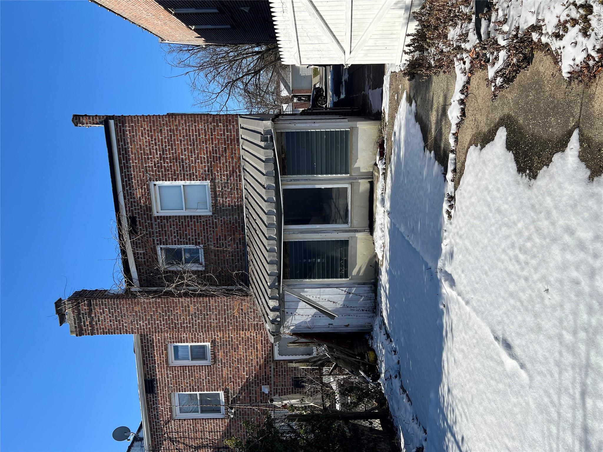 105-11 225th Street Property Photo 4