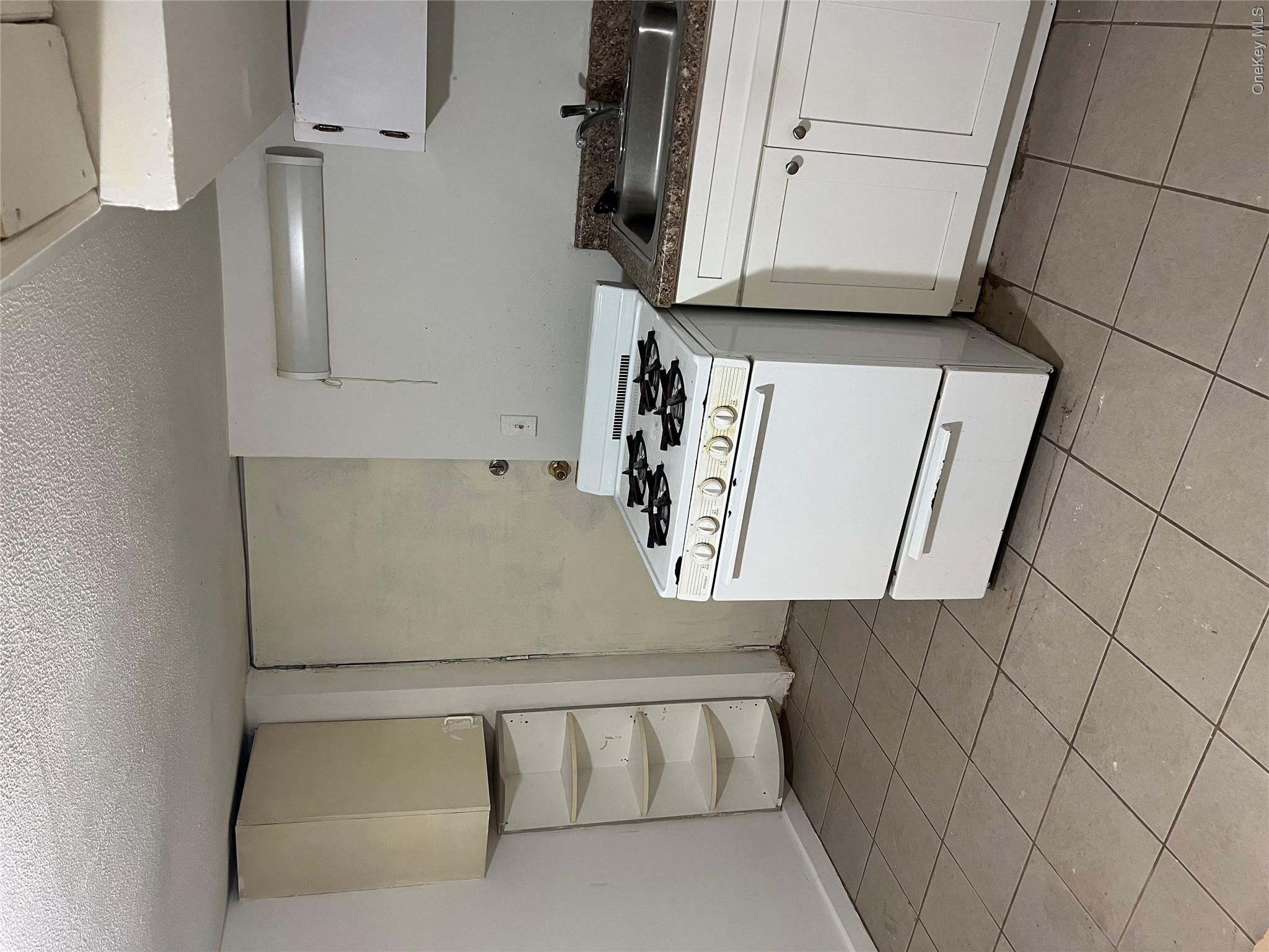 105-11 225th Street Property Photo 17