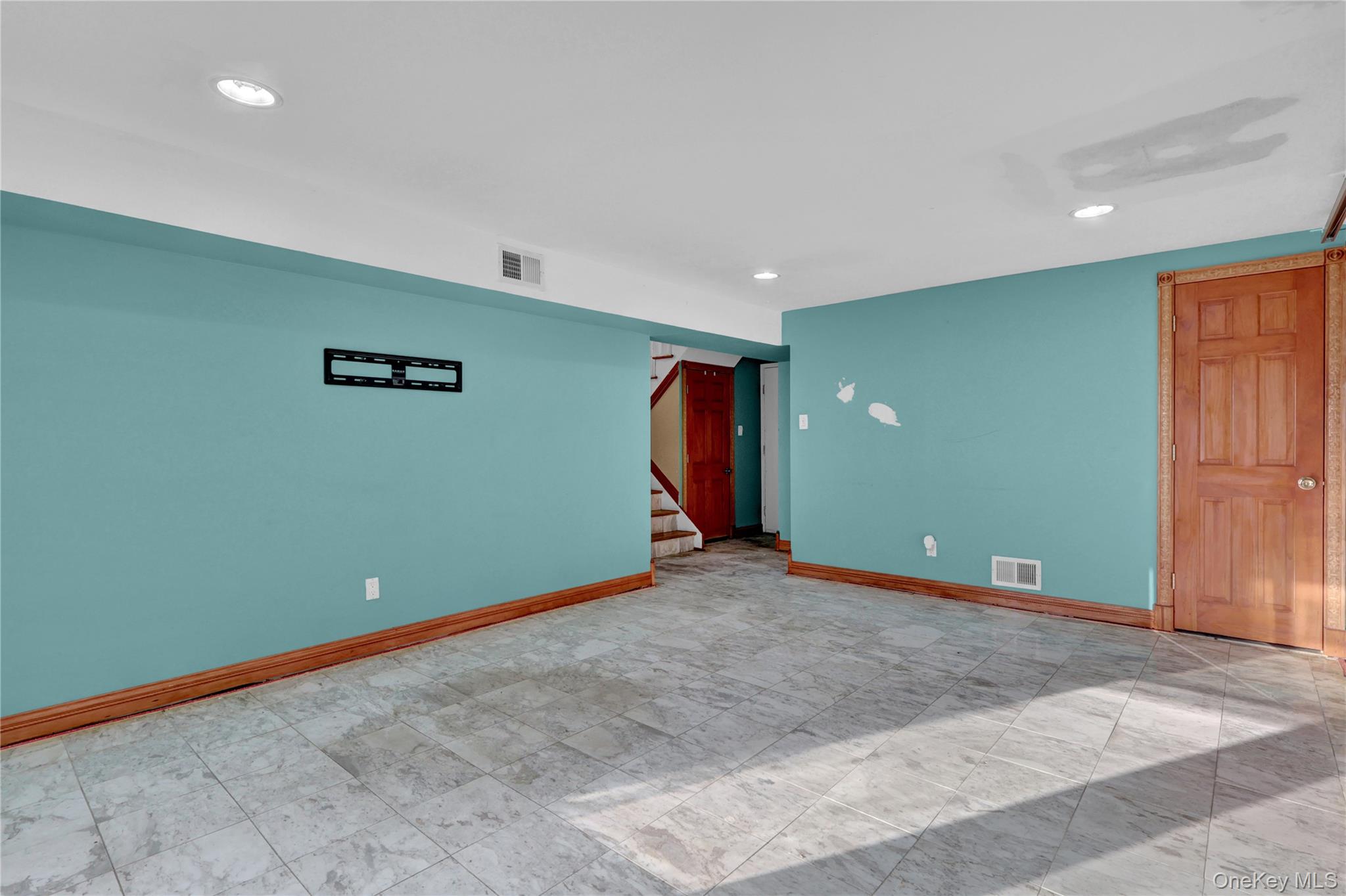 97 Willow Street Property Photo 16