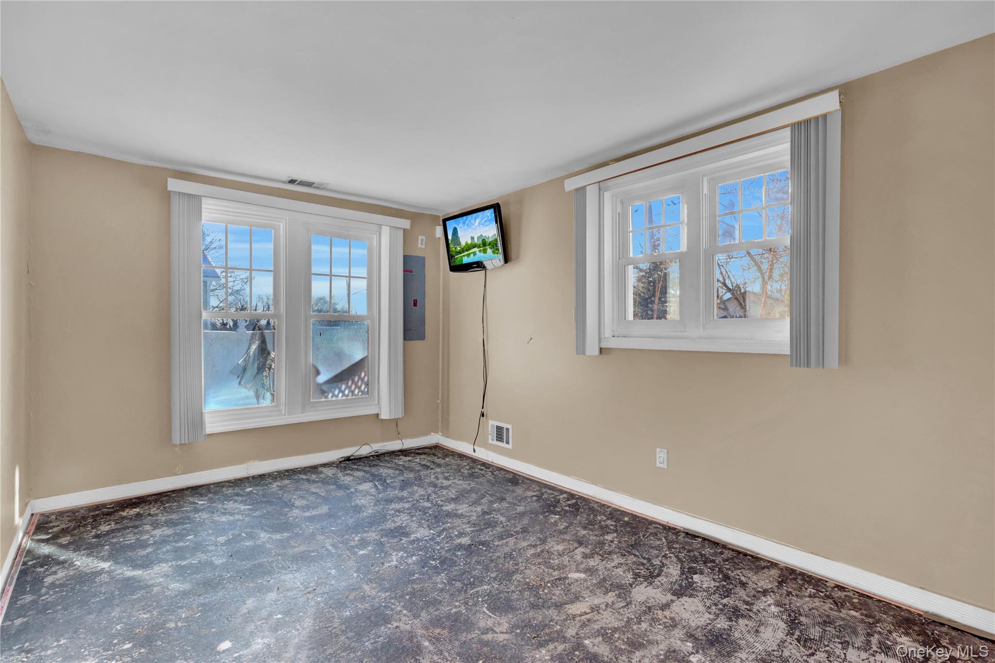 97 Willow Street Property Photo 18