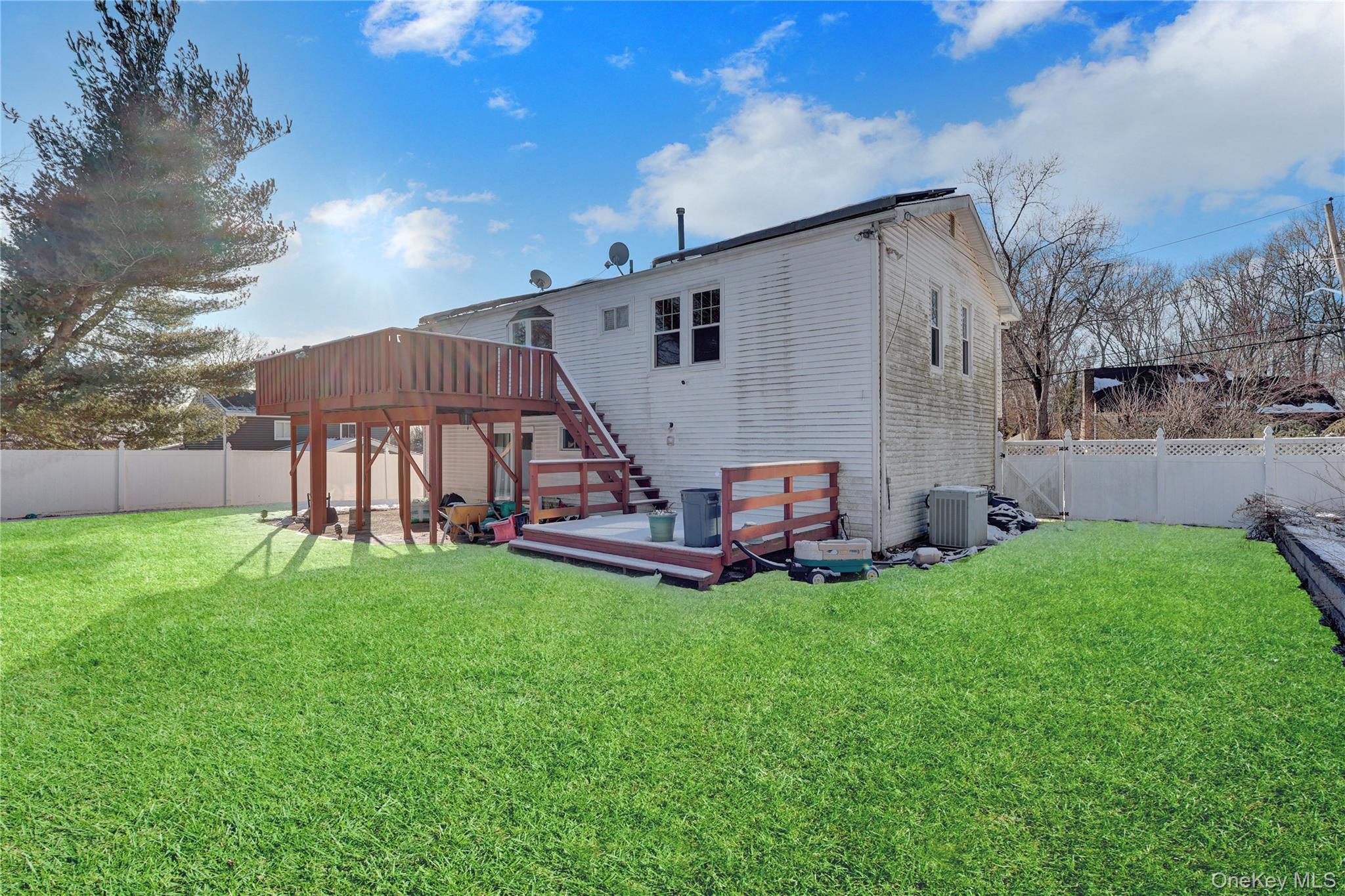 97 Willow Street Property Photo 22