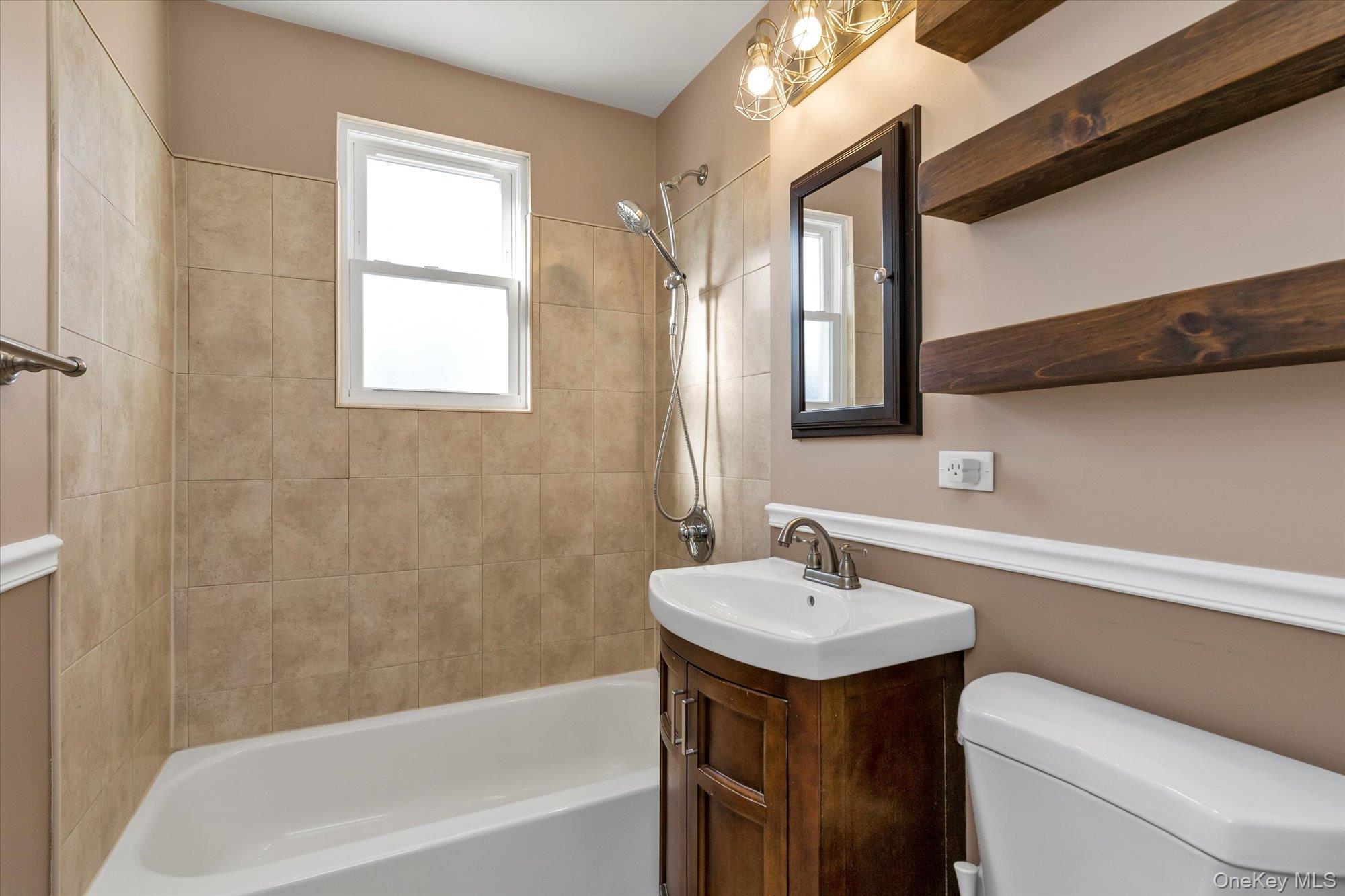 494 S Ocean Avenue 1m Property Photo 13