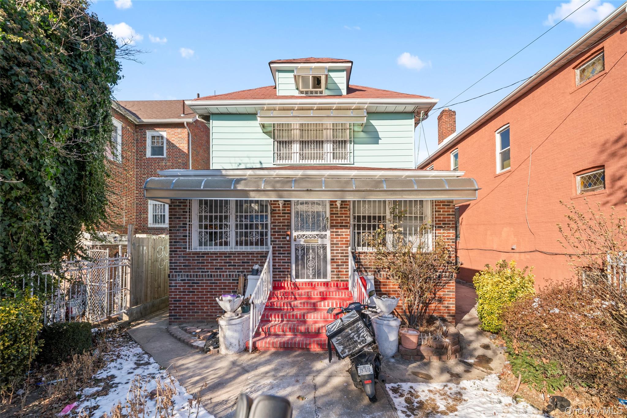 871 Linden Boulevard Property Photo 1