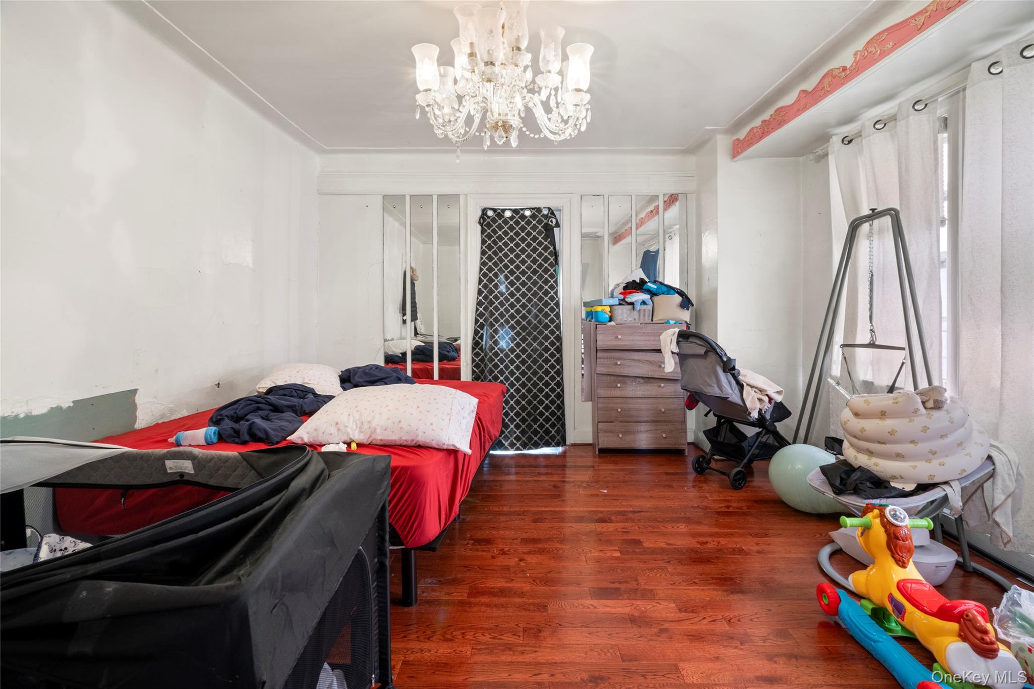 871 Linden Boulevard Property Photo 10