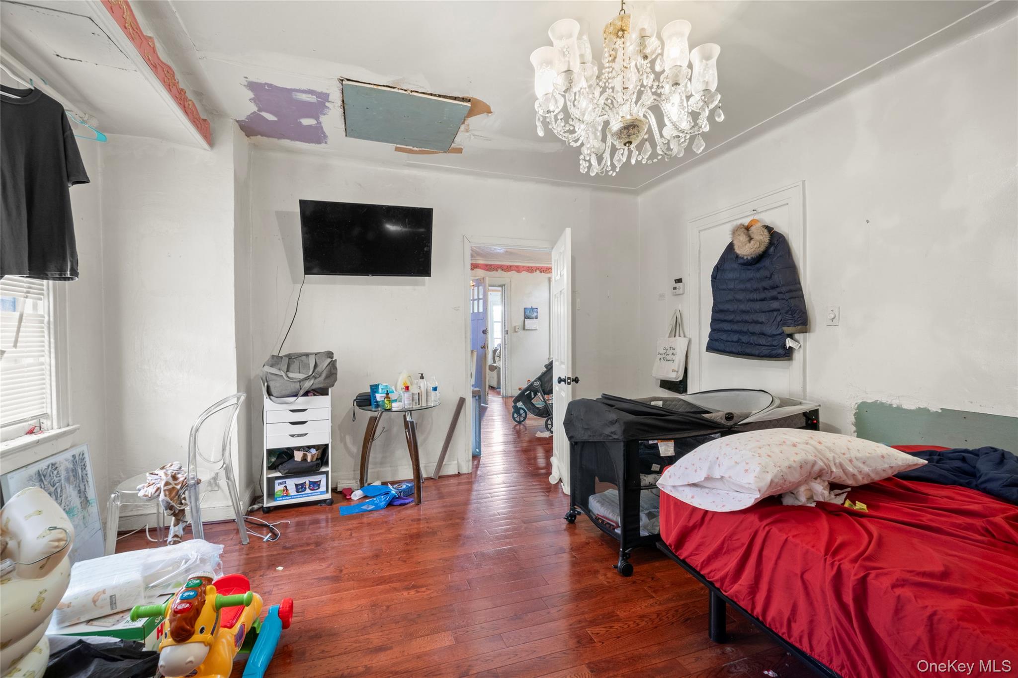 871 Linden Boulevard Property Photo 11
