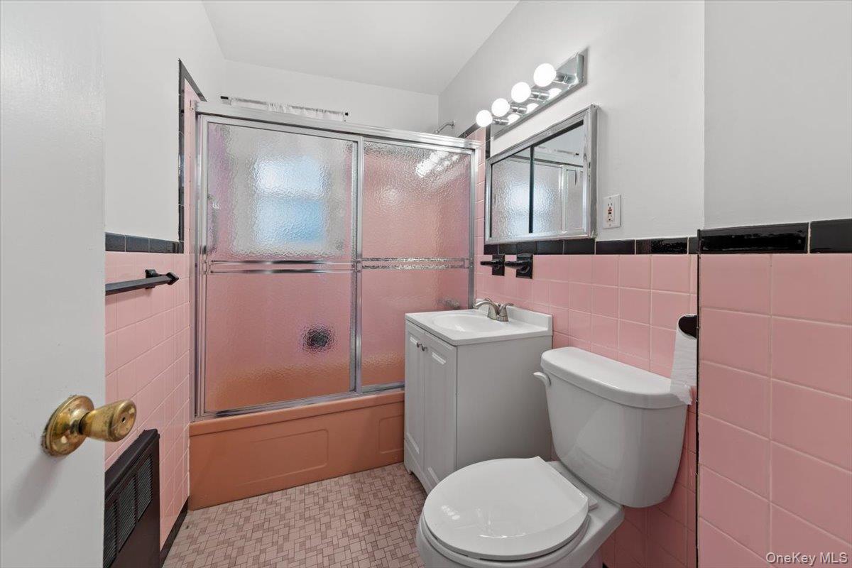 5824 Fieldston Road Property Photo 6