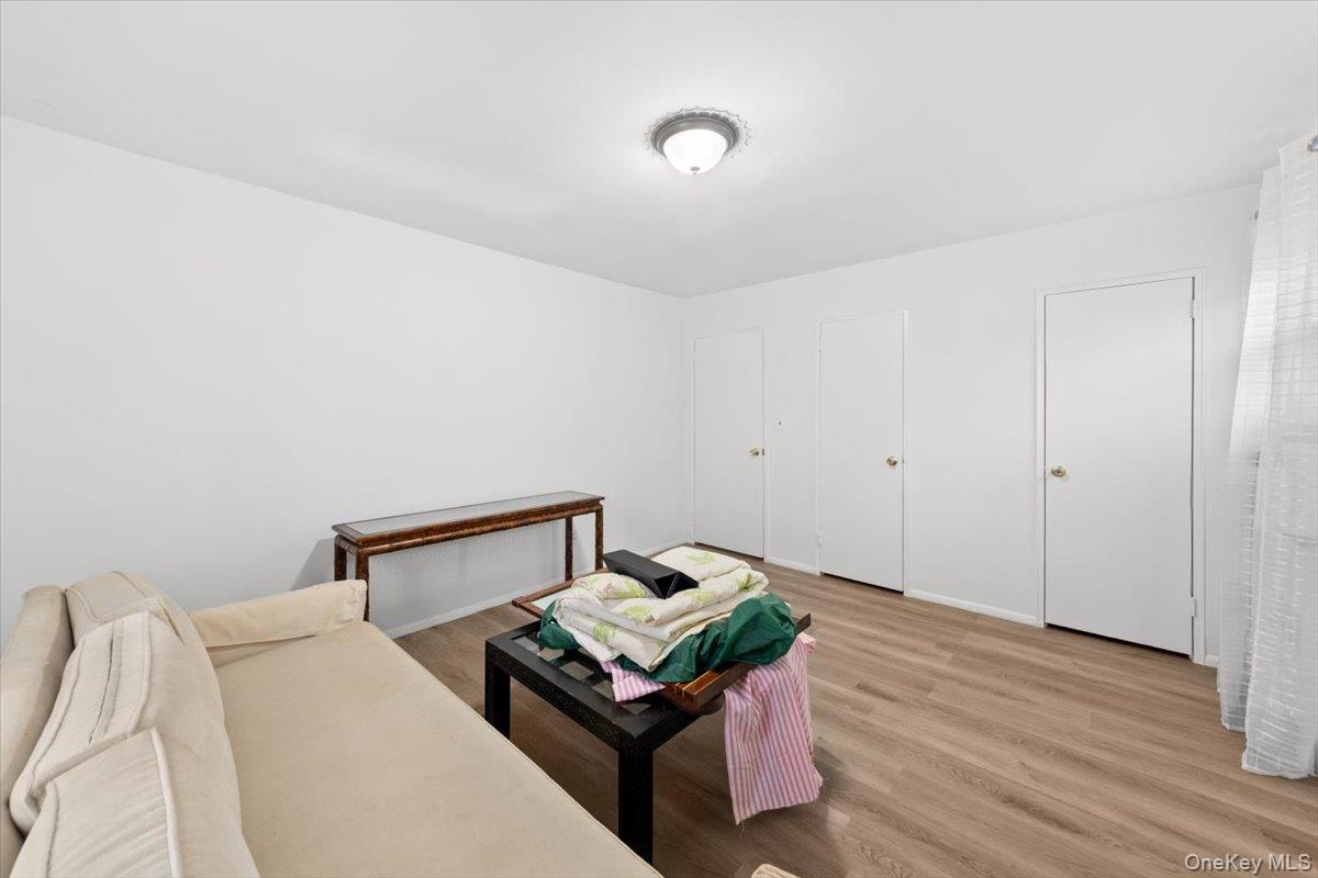5824 Fieldston Road Property Photo 7
