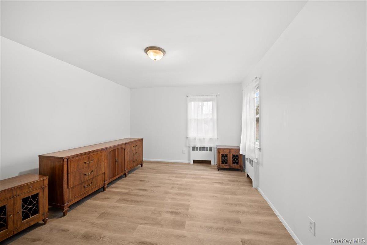 5824 Fieldston Road Property Photo 9