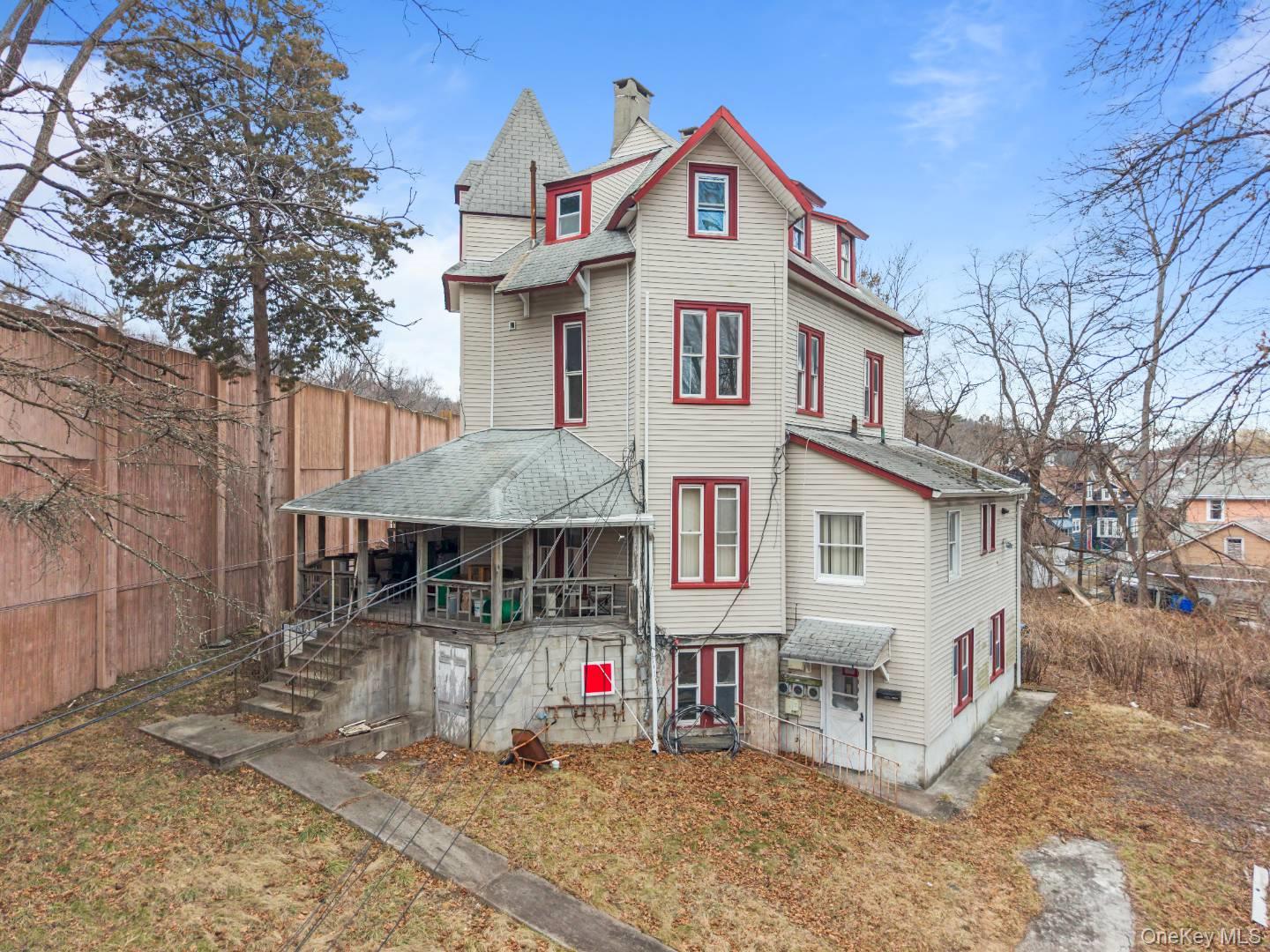64 White Avenue Property Photo 6