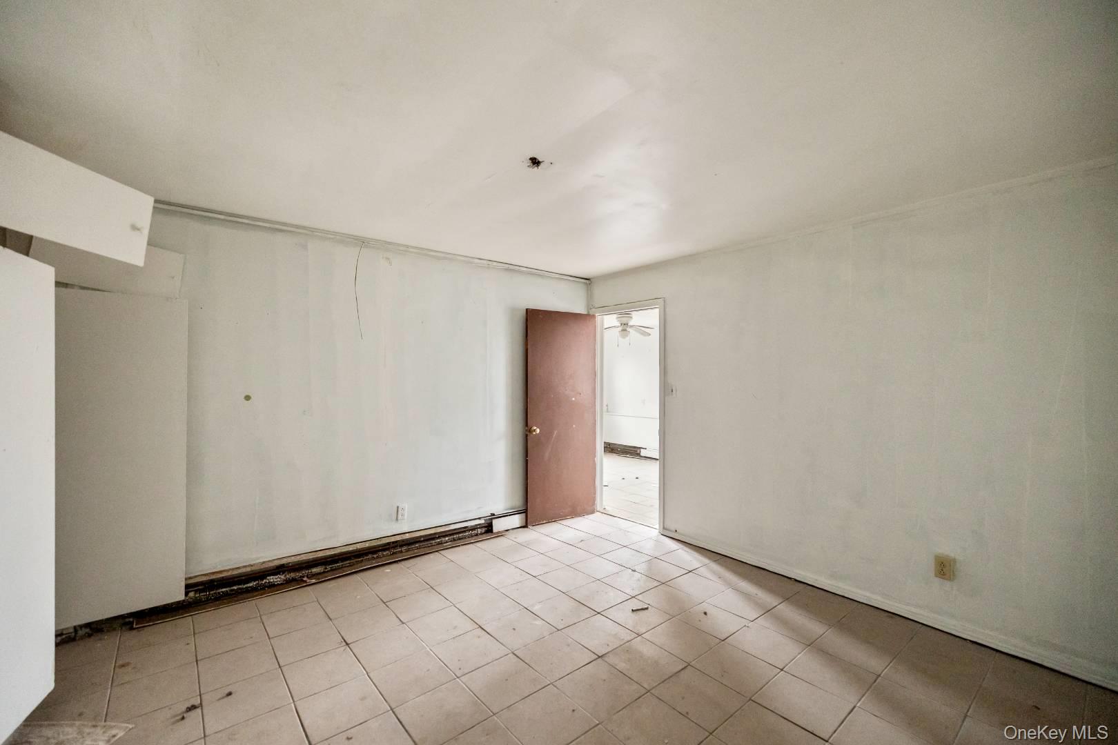 64 White Avenue Property Photo 22