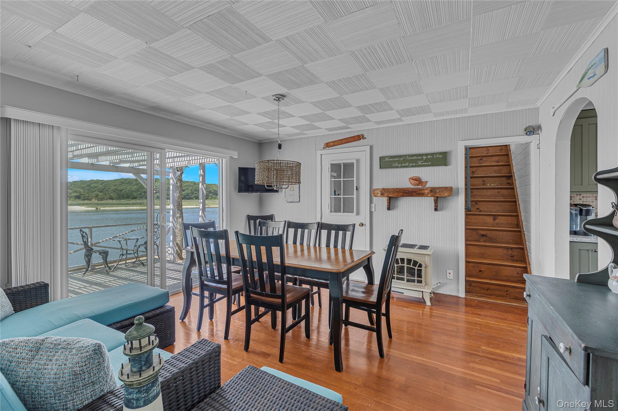 286 Towd Point Road Property Photo 15