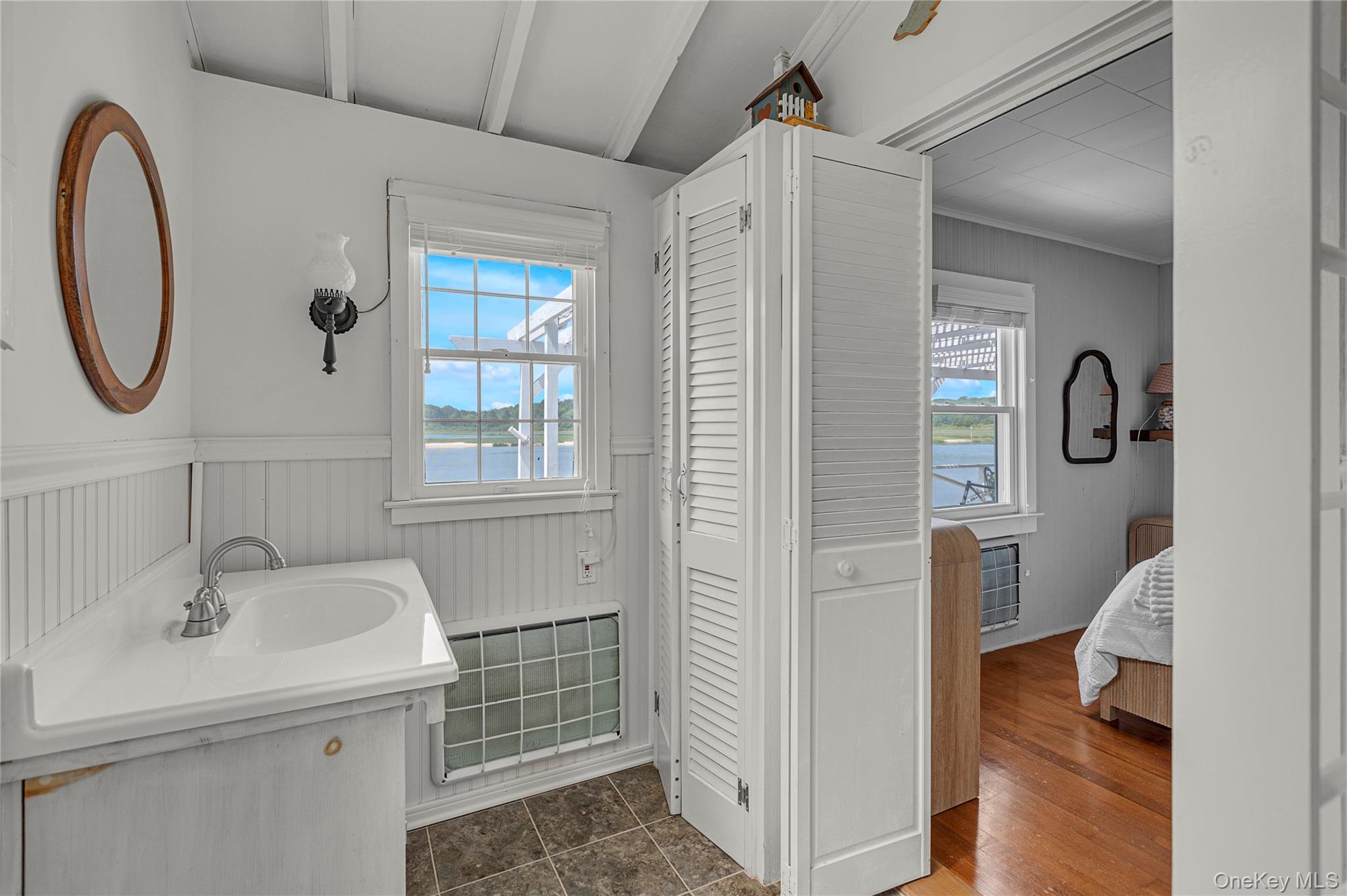 286 Towd Point Road Property Photo 23