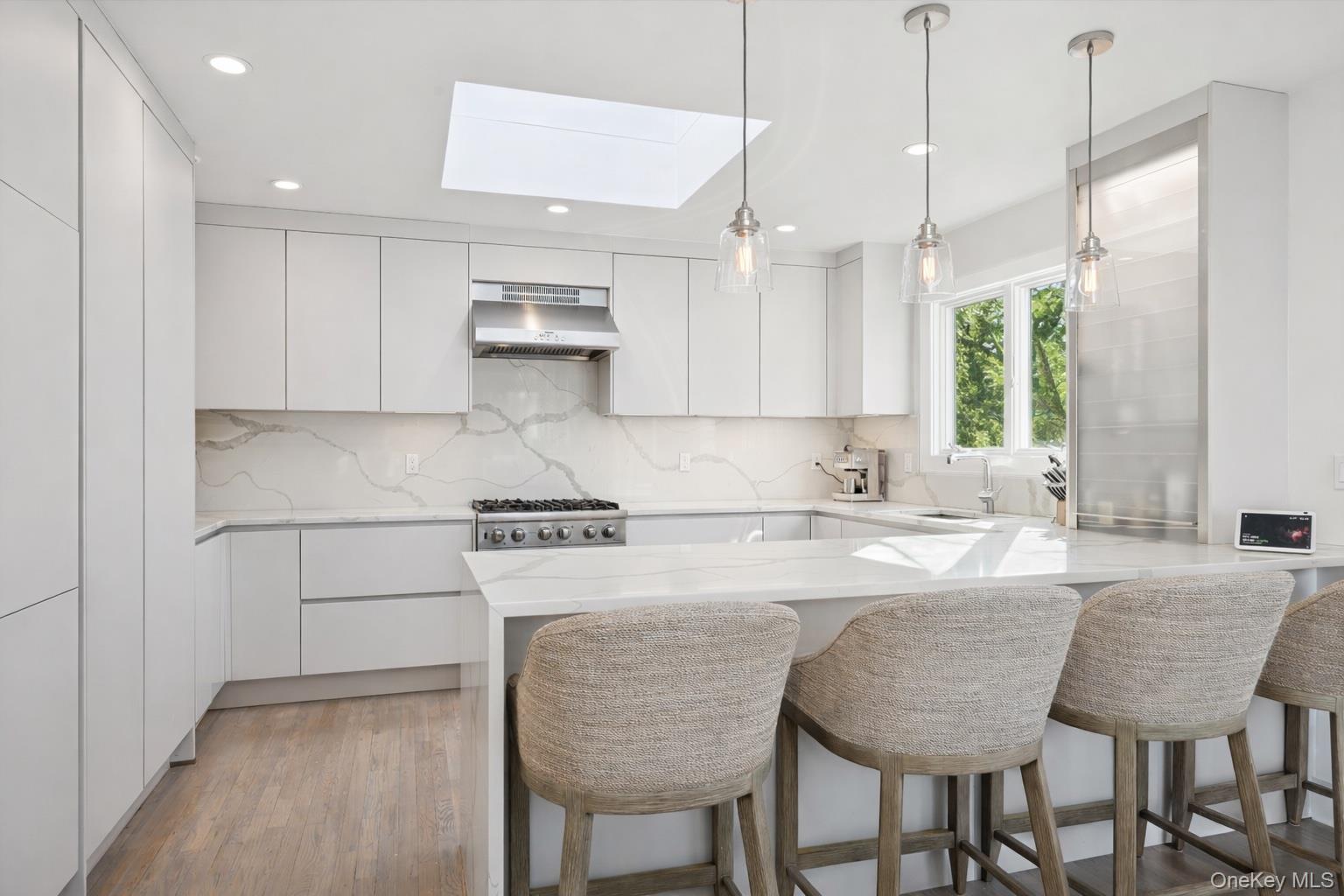 3 Southwood Lane Property Photo 6