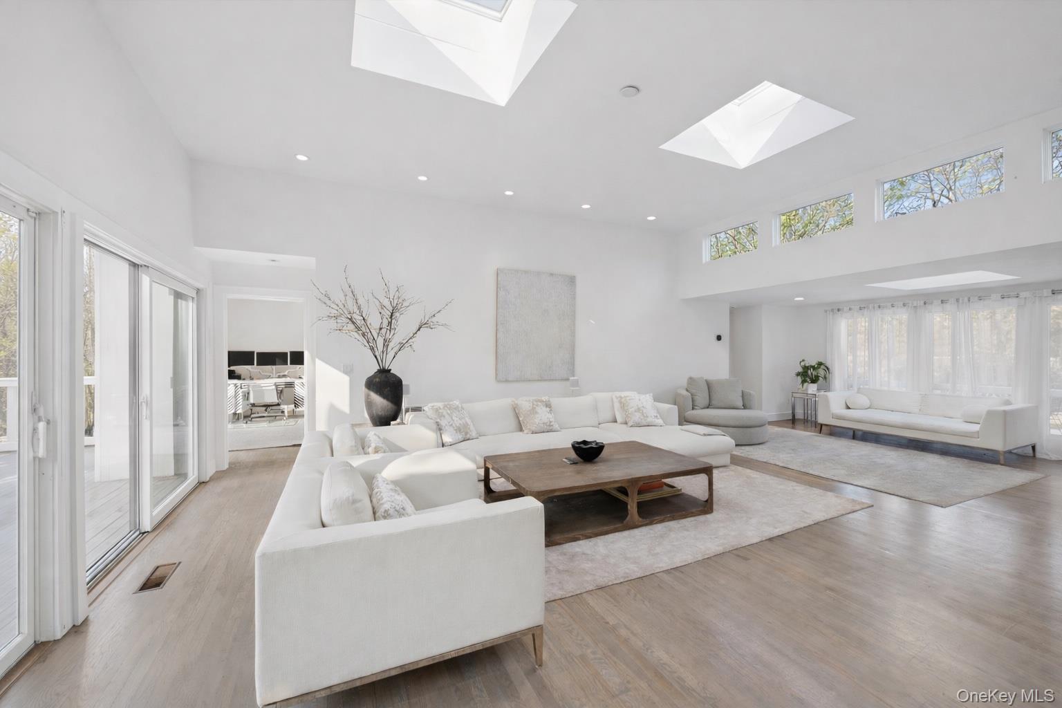 3 Southwood Lane Property Photo 9