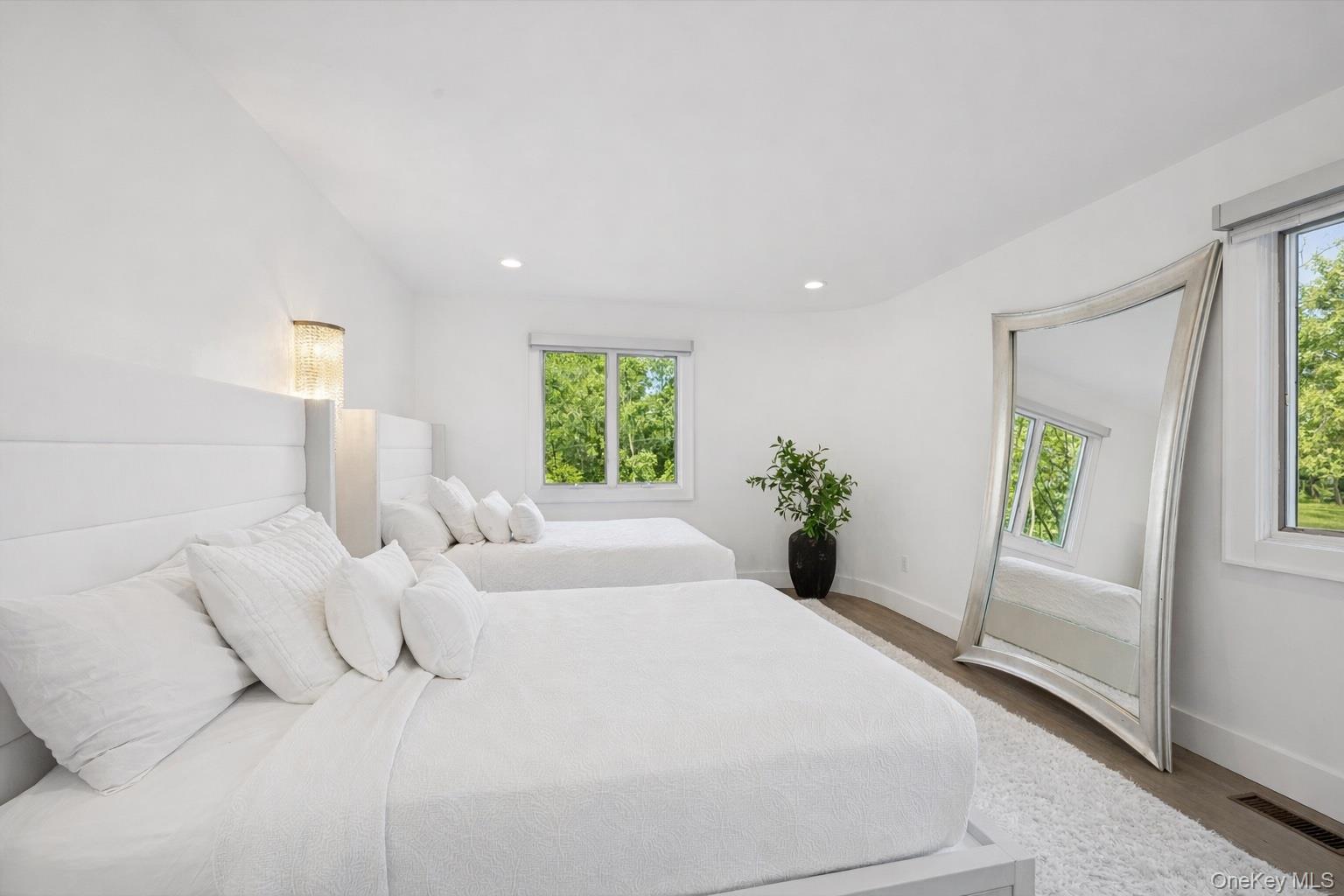 3 Southwood Lane Property Photo 12