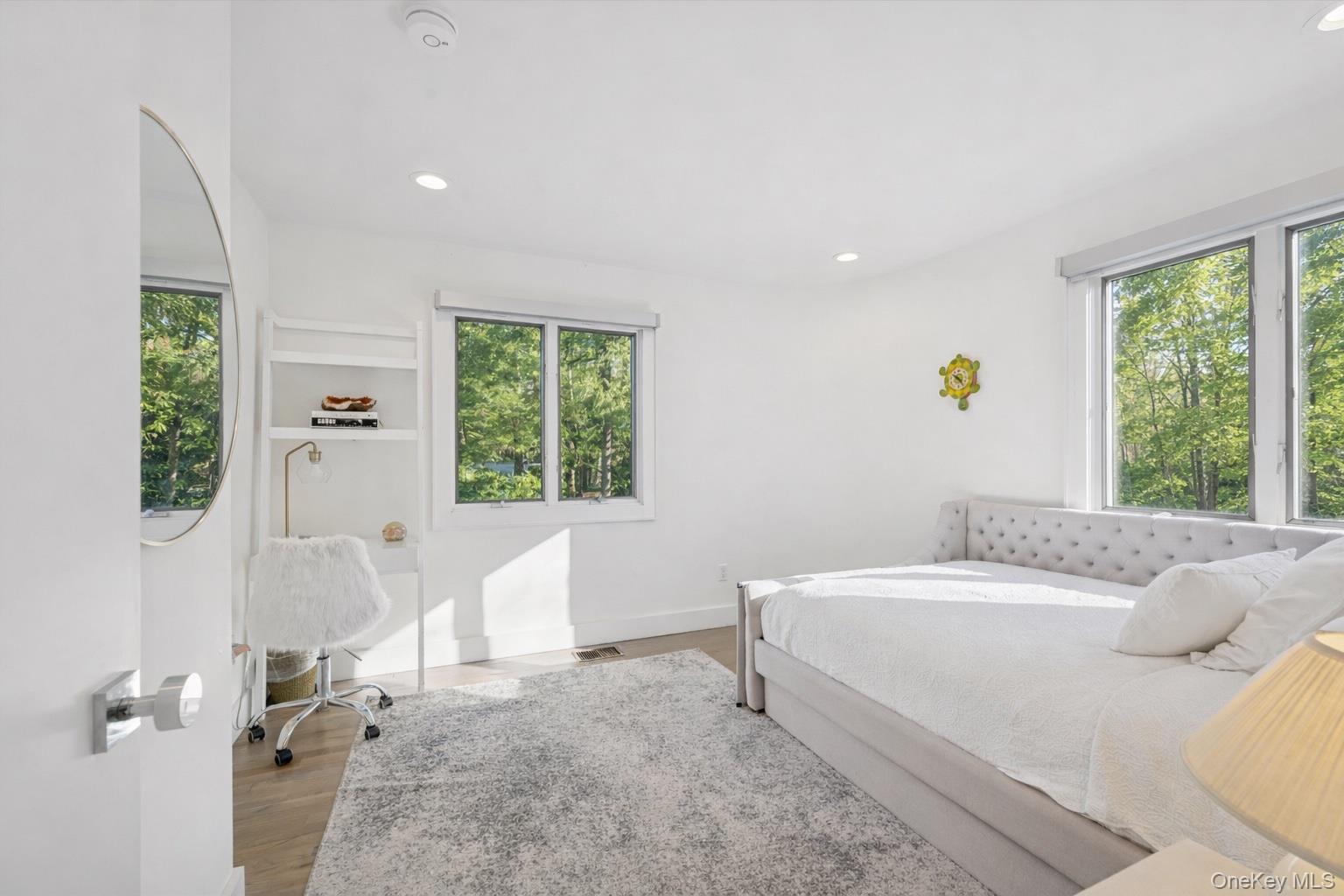 3 Southwood Lane Property Photo 14
