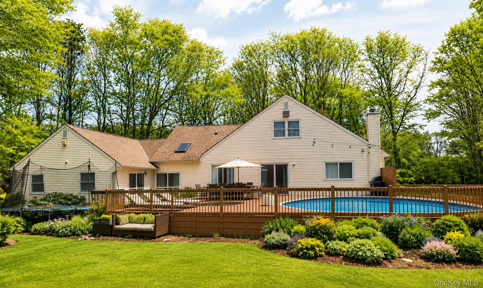 4 Manor Hills Drive Property Photo 2