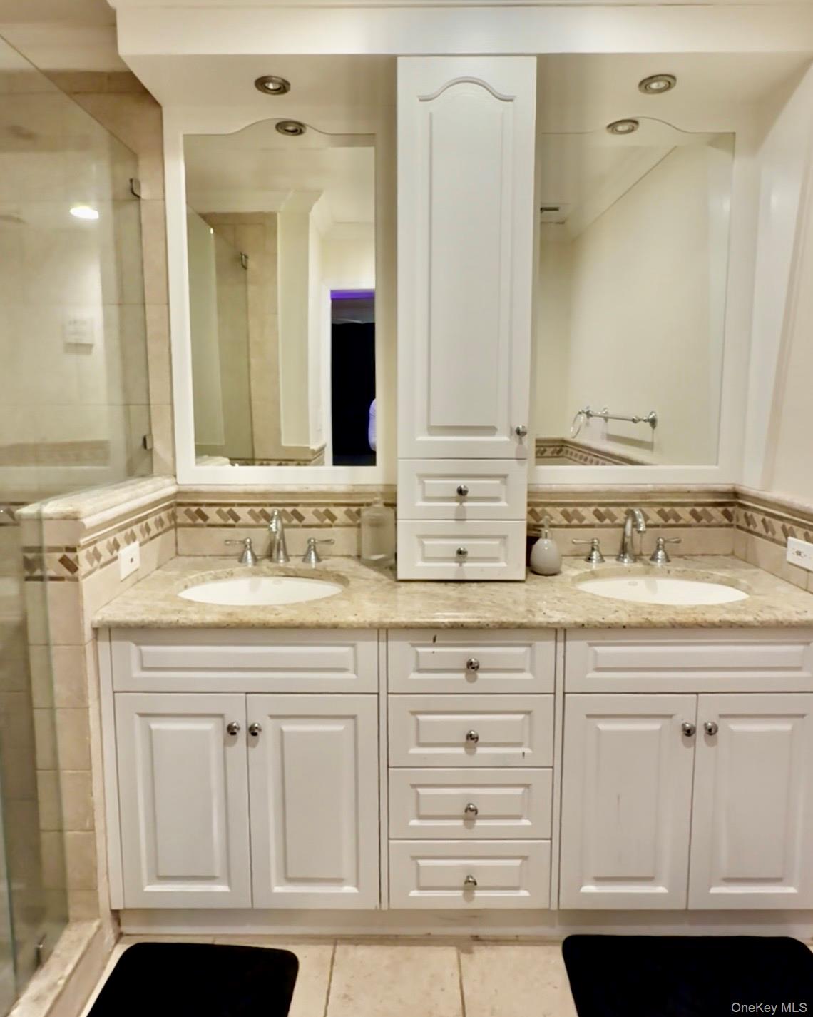 4 Manor Hills Drive Property Photo 16