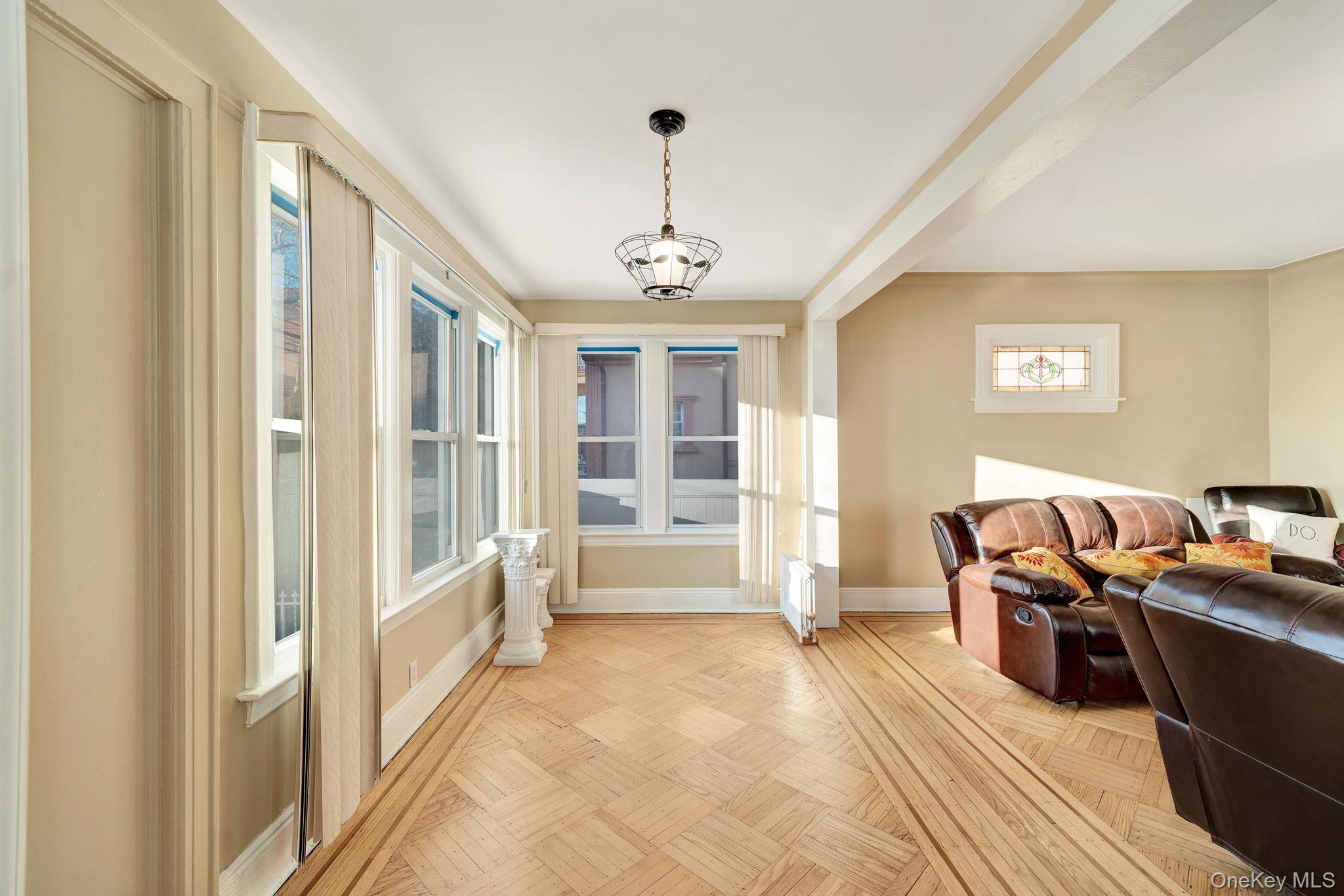 10439 115th Street Property Photo 5