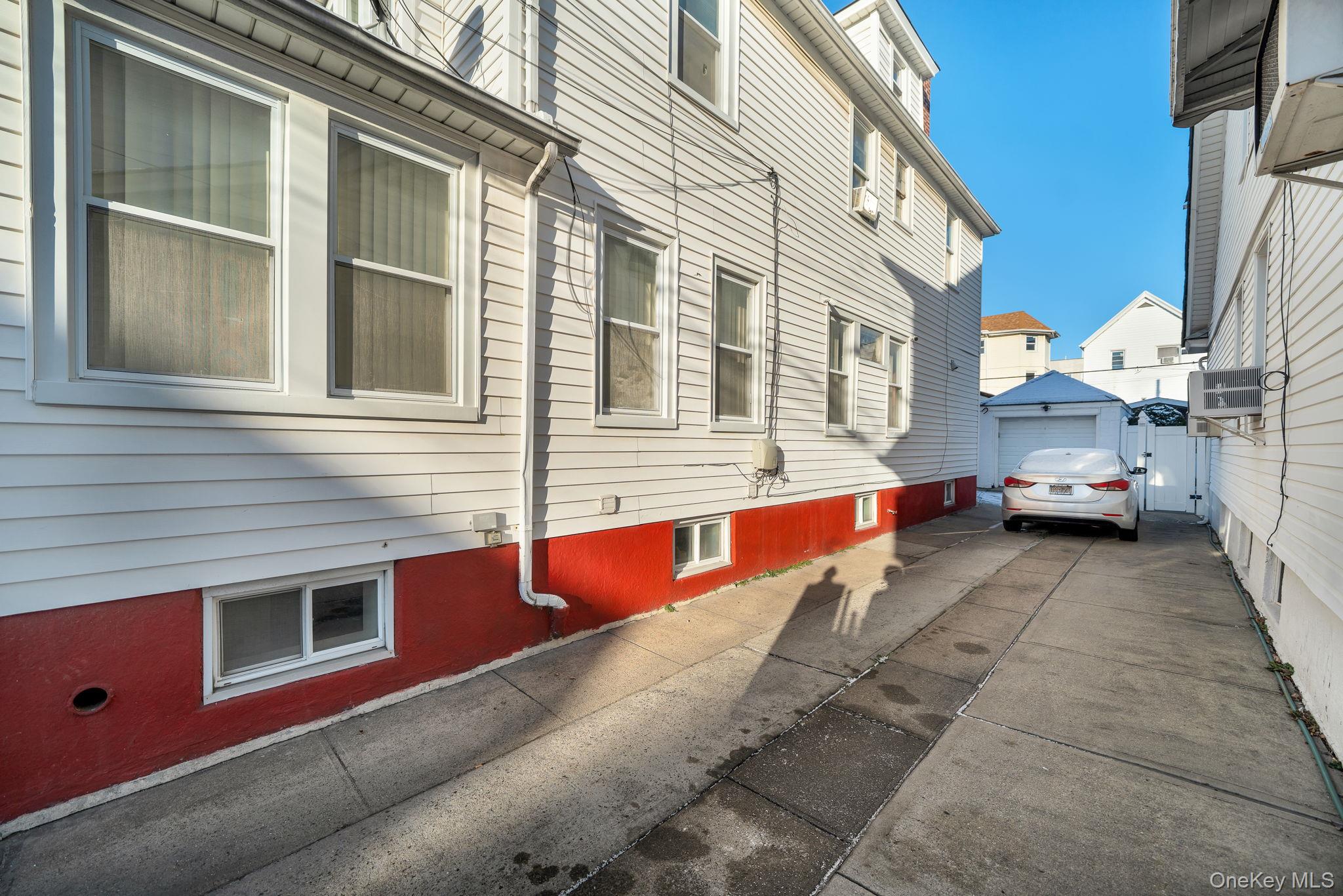 10439 115th Street Property Photo 31