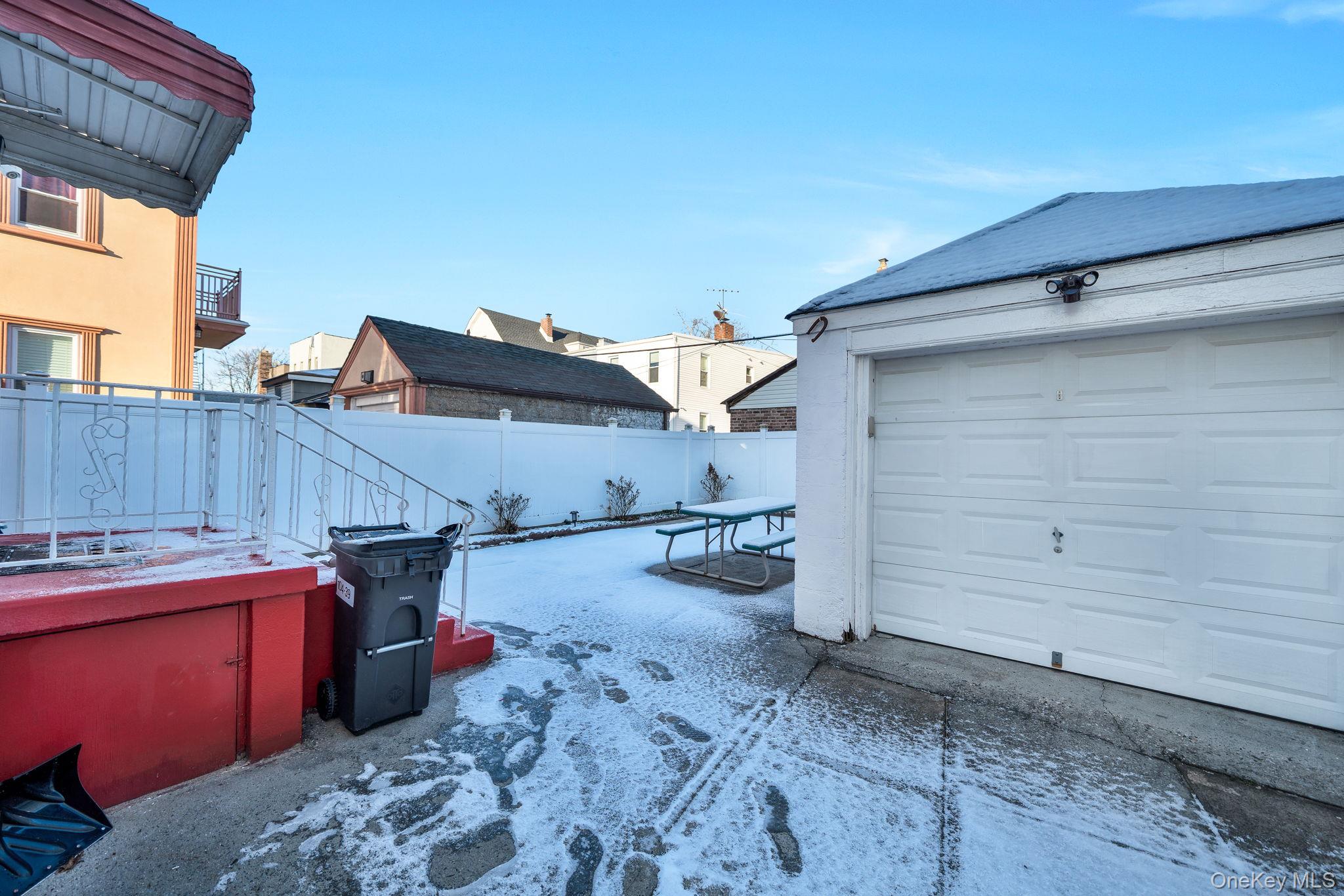 10439 115th Street Property Photo 33