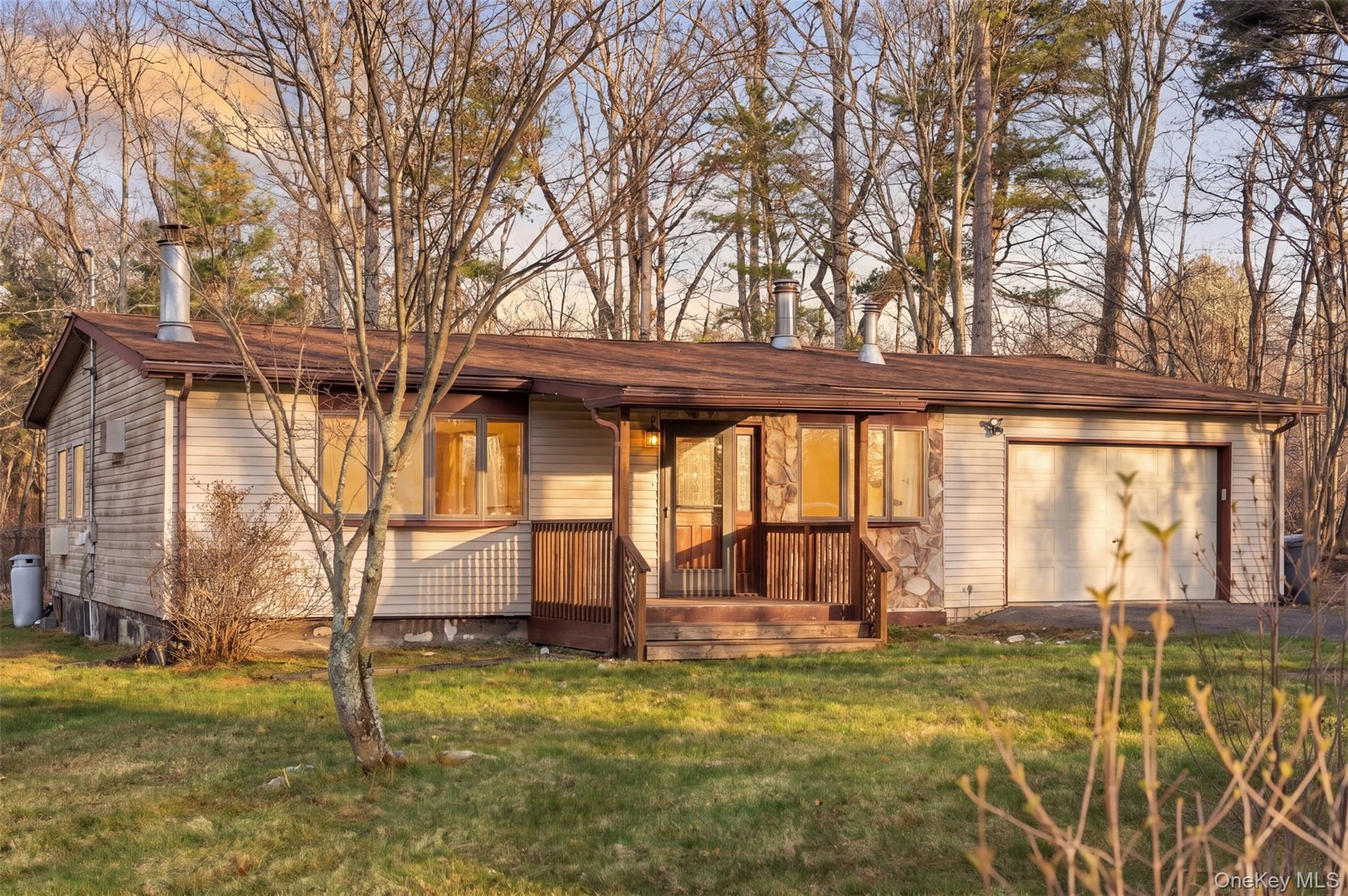 1073 Indian Springs Road Property Photo 1