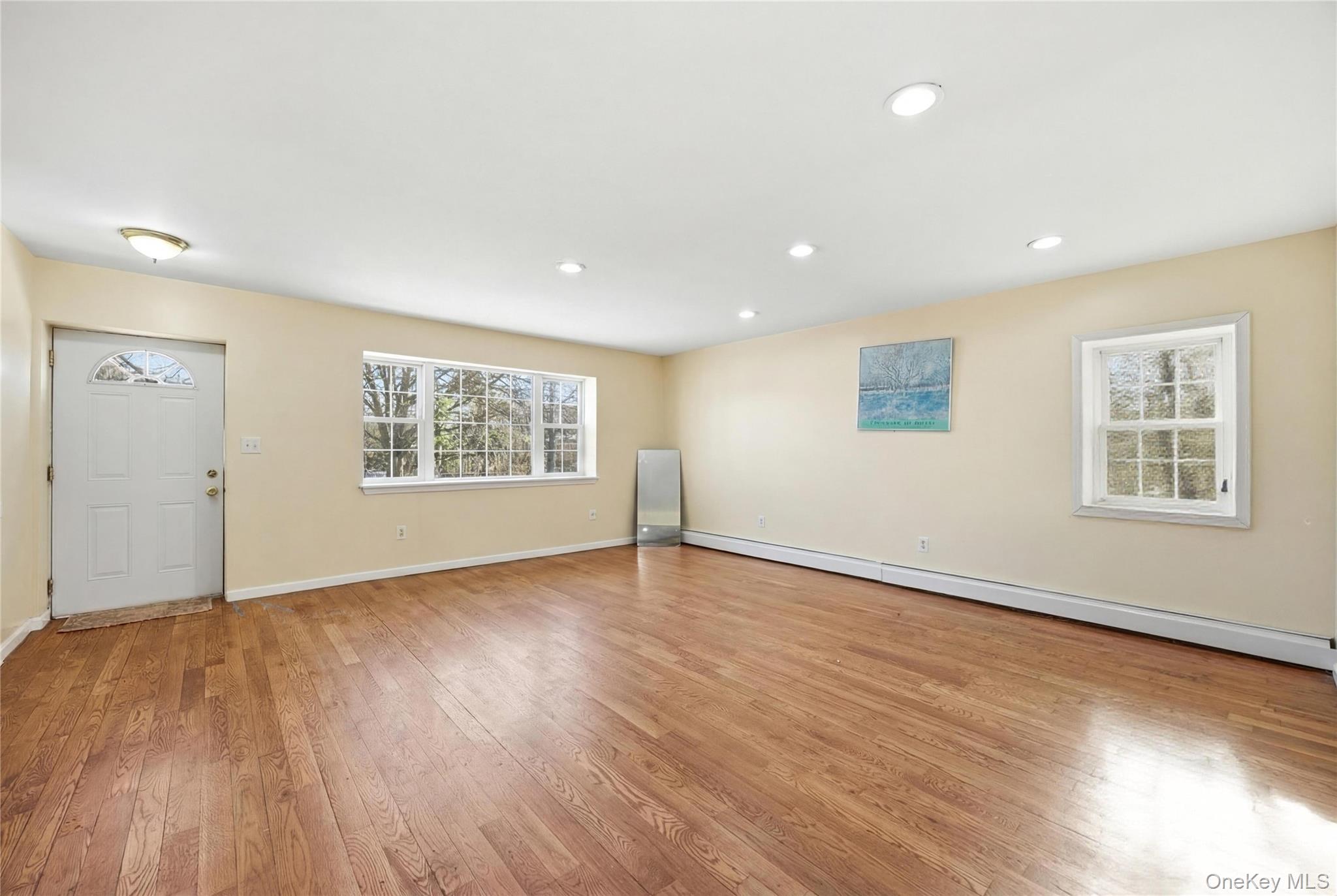13410 Farmers Boulevard Property Photo 18