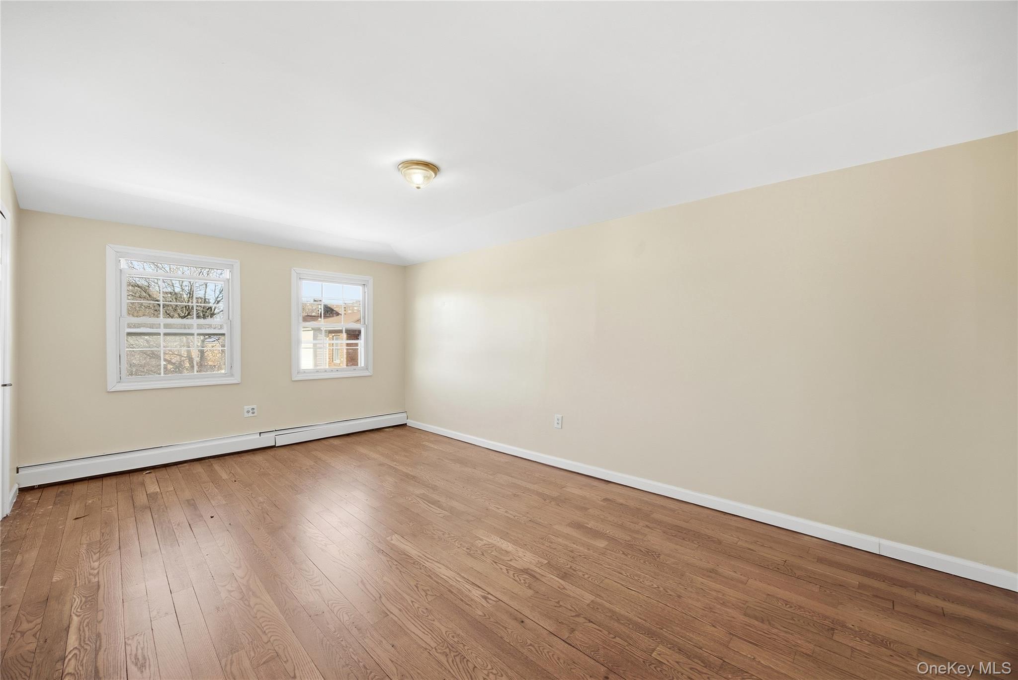 13410 Farmers Boulevard Property Photo 21