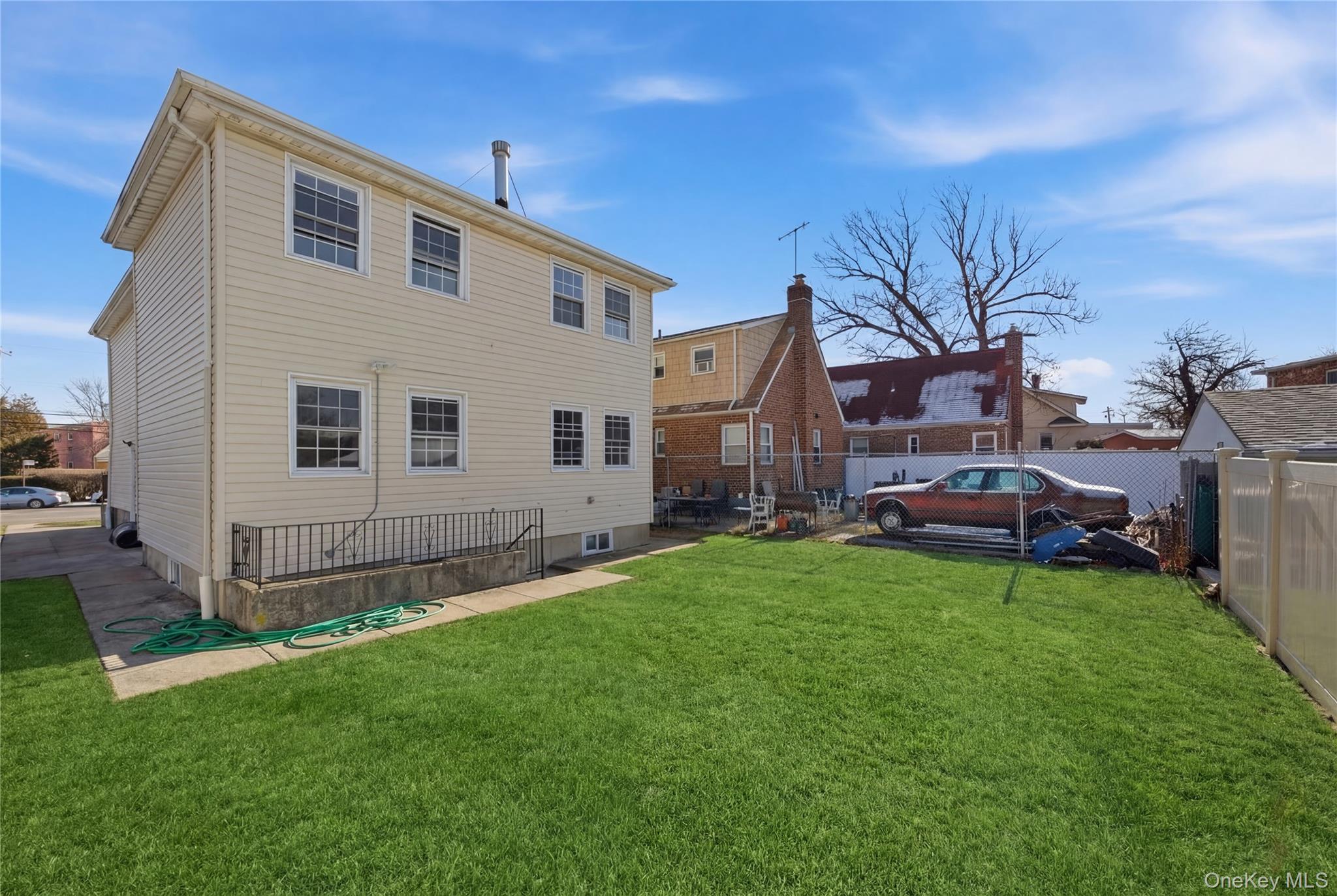 13410 Farmers Boulevard Property Photo 47