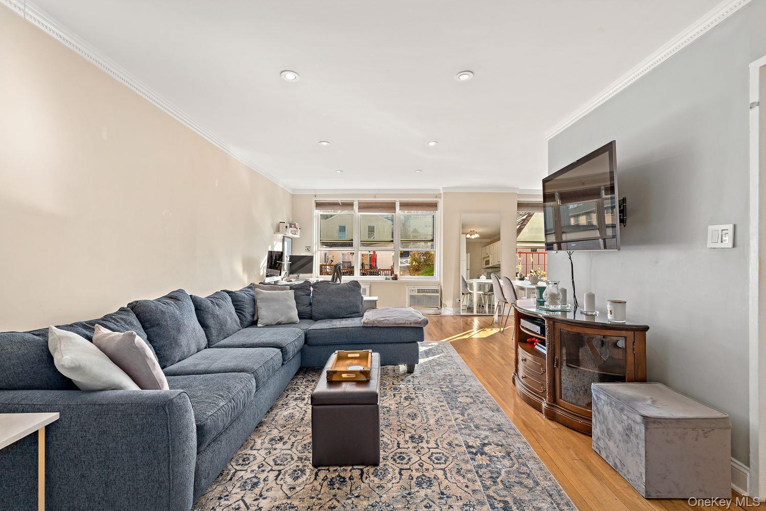 5730 Mosholu Avenue 4F Property Photo 1