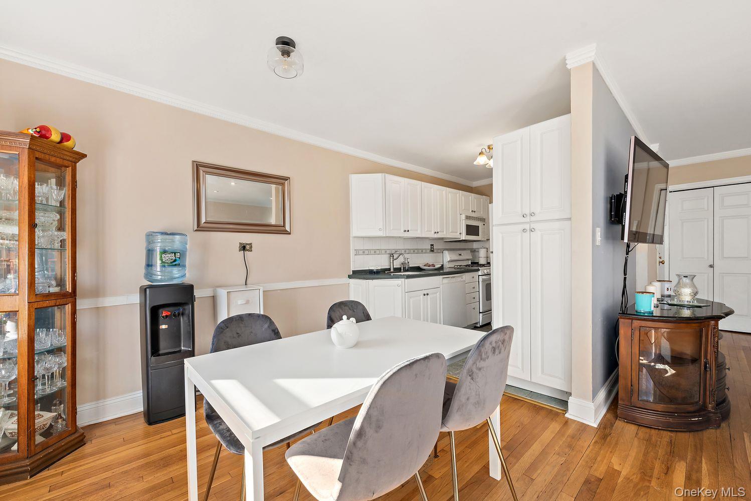 5730 Mosholu Avenue 4f Property Photo 3