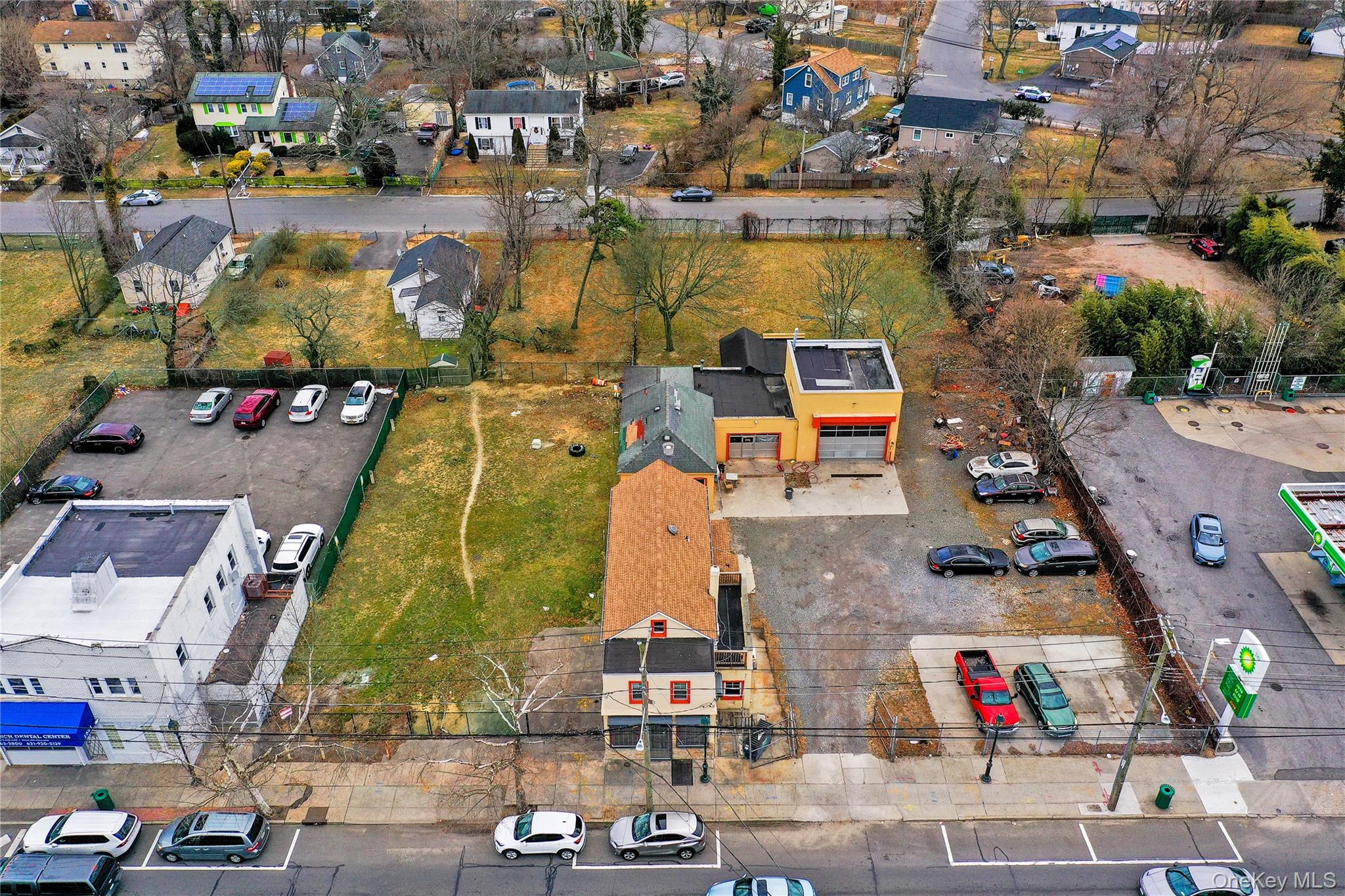 1513 Straight Path Property Photo 10