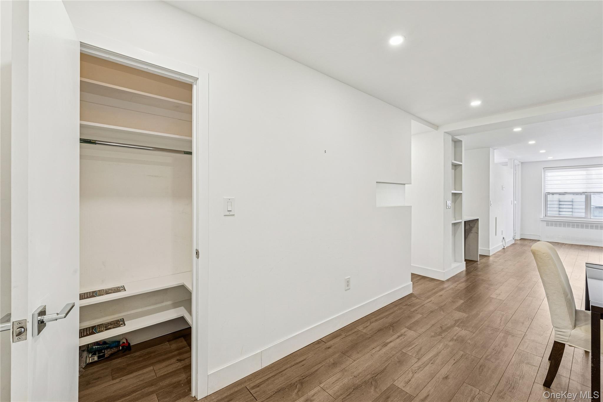 7136 110th Street 2f Property Photo 2