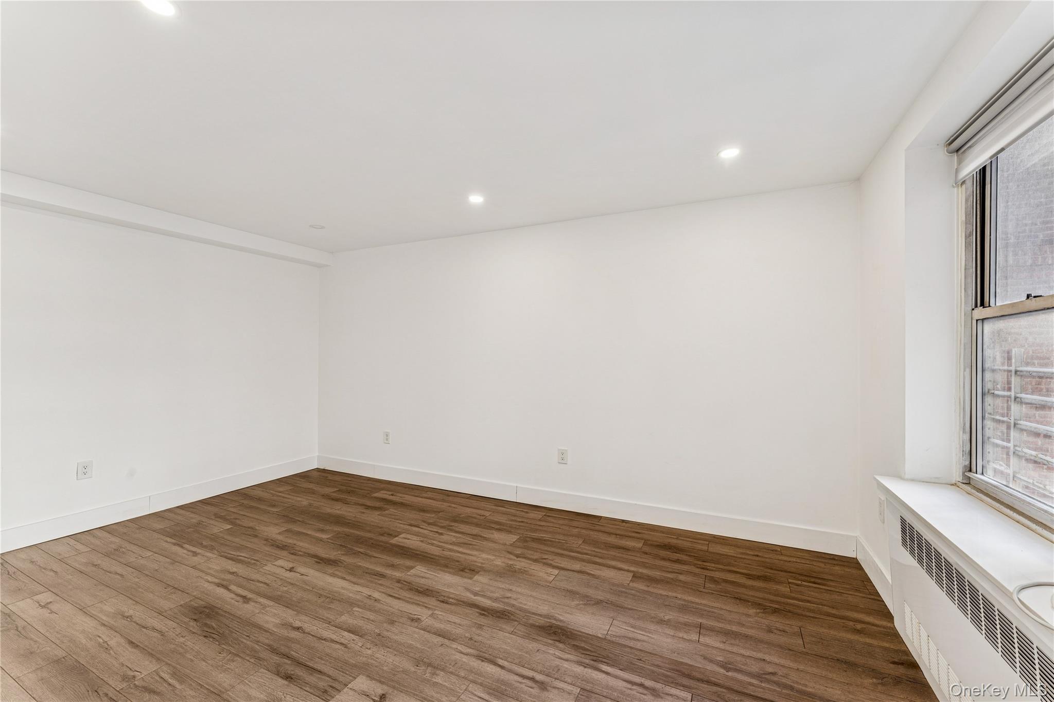 7136 110th Street 2f Property Photo 12