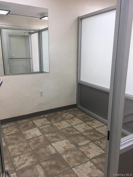 135-30 Roosevelt Avenue 3b Property Photo 4