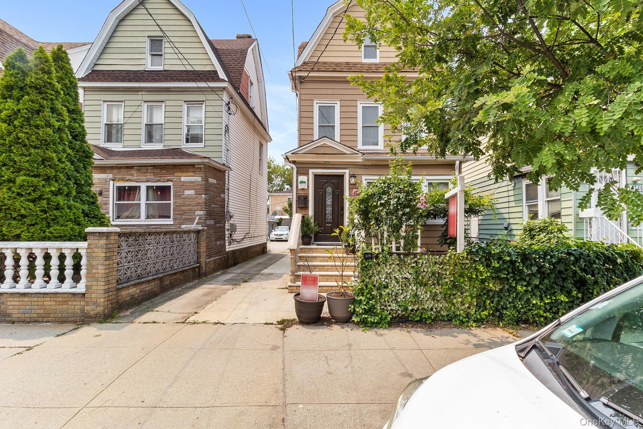 11748 140th Street Property Photo 2