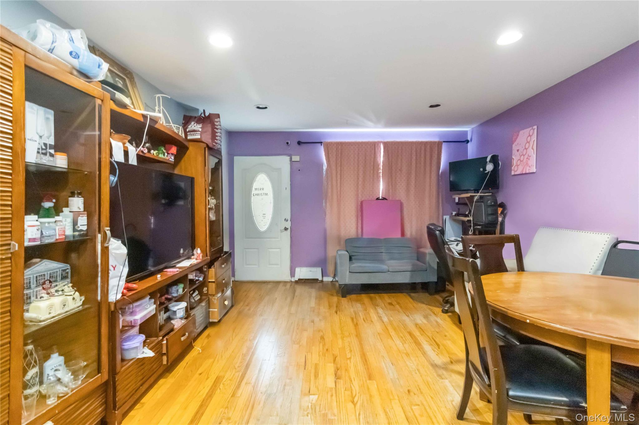 23-19 100th Street Property Photo 6