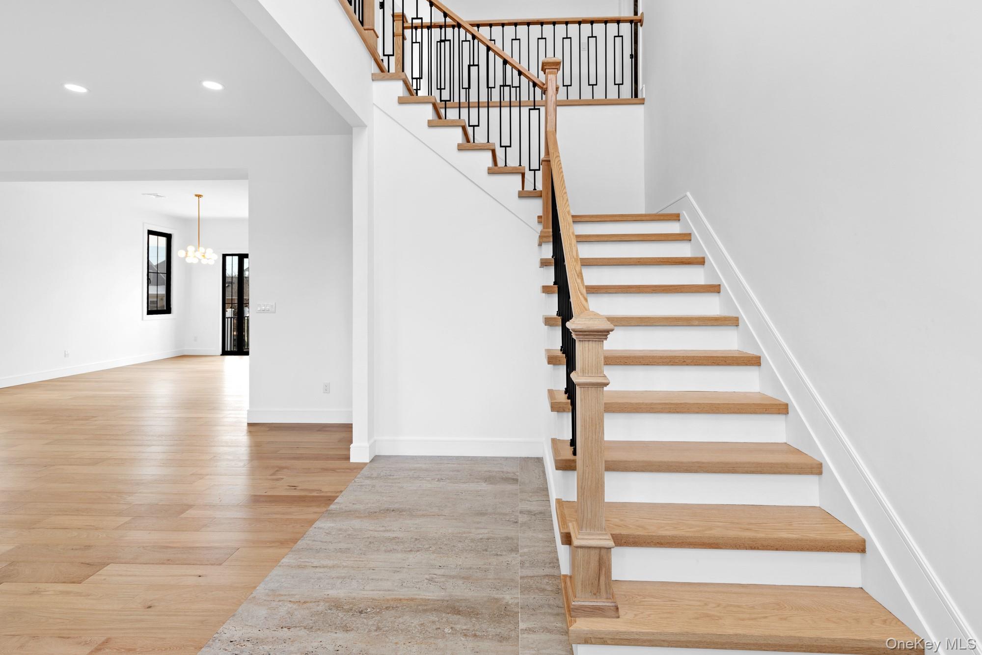 24 Midway Street Property Photo 2