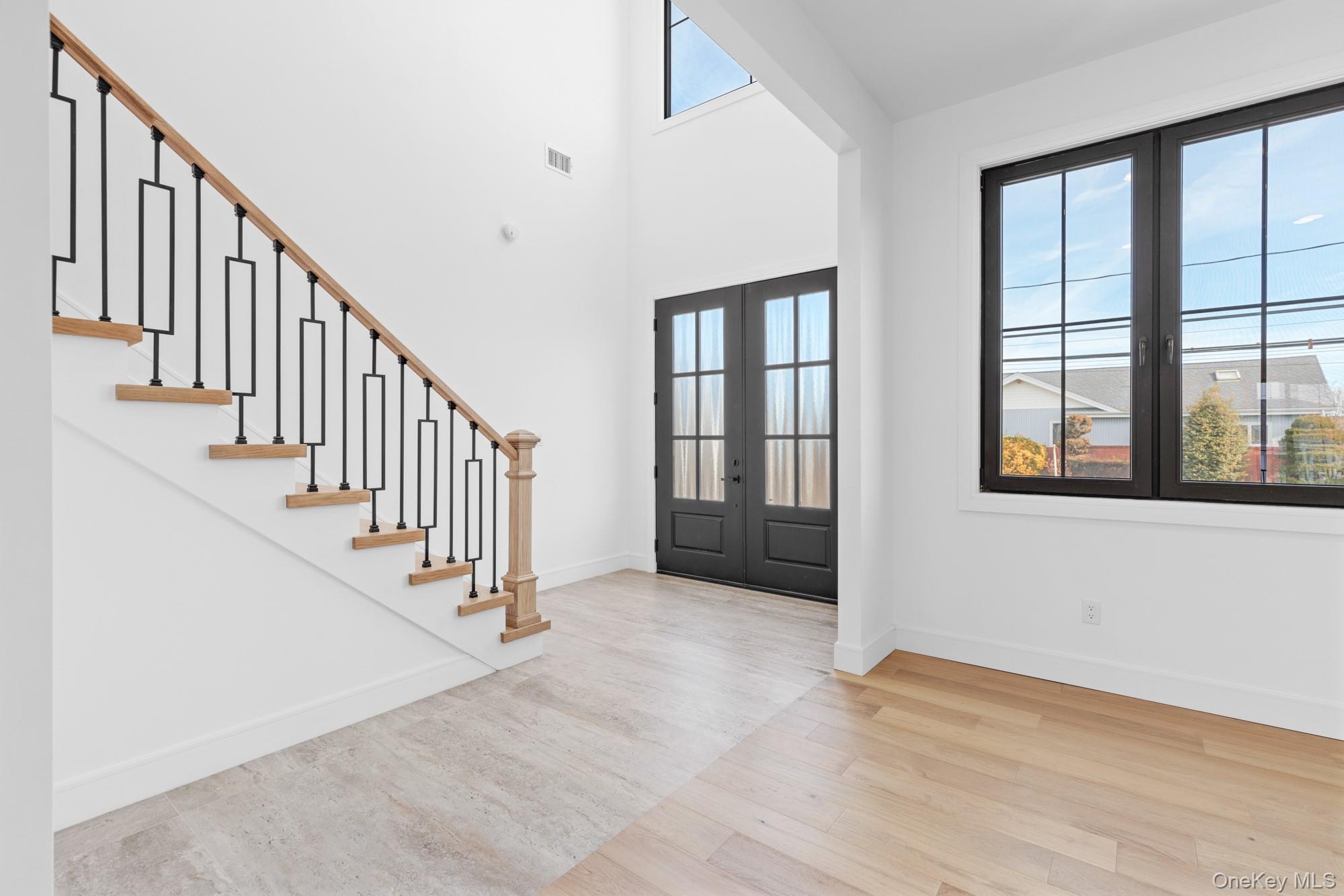 24 Midway Street Property Photo 4