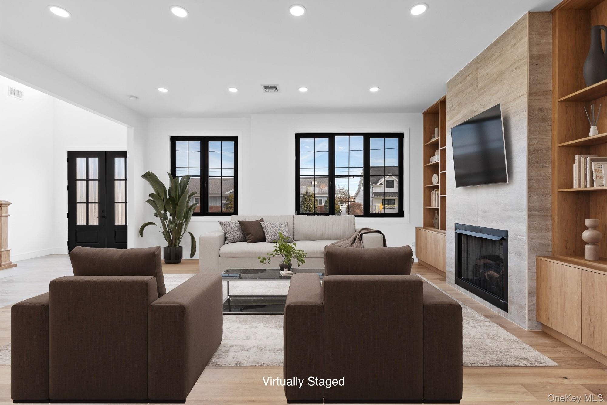 24 Midway Street Property Photo 6