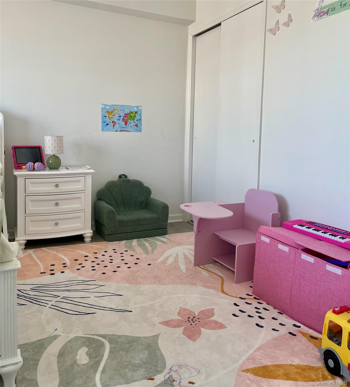 89-15 Parsons Boulevard 10m Property Photo 8