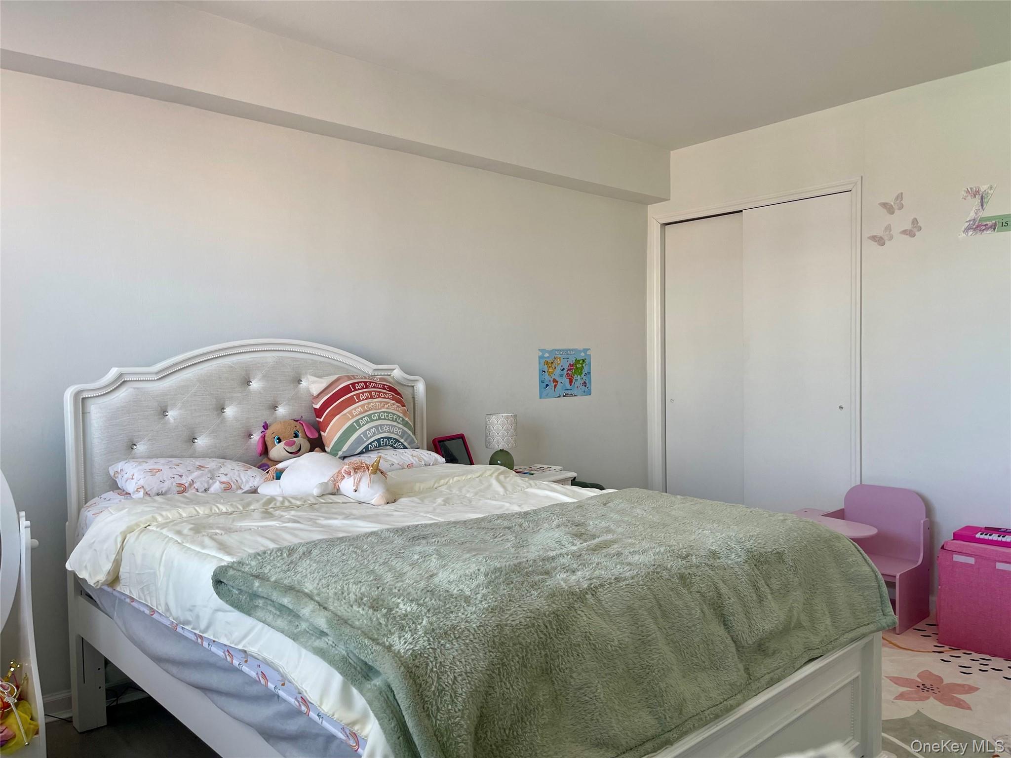 89-15 Parsons Boulevard 10m Property Photo 10